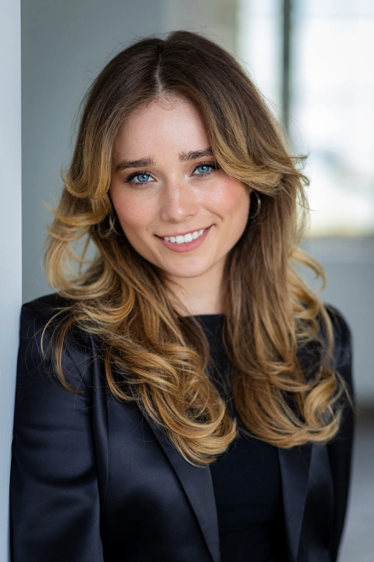 How To Take A Better Headshot Photo: For Actors