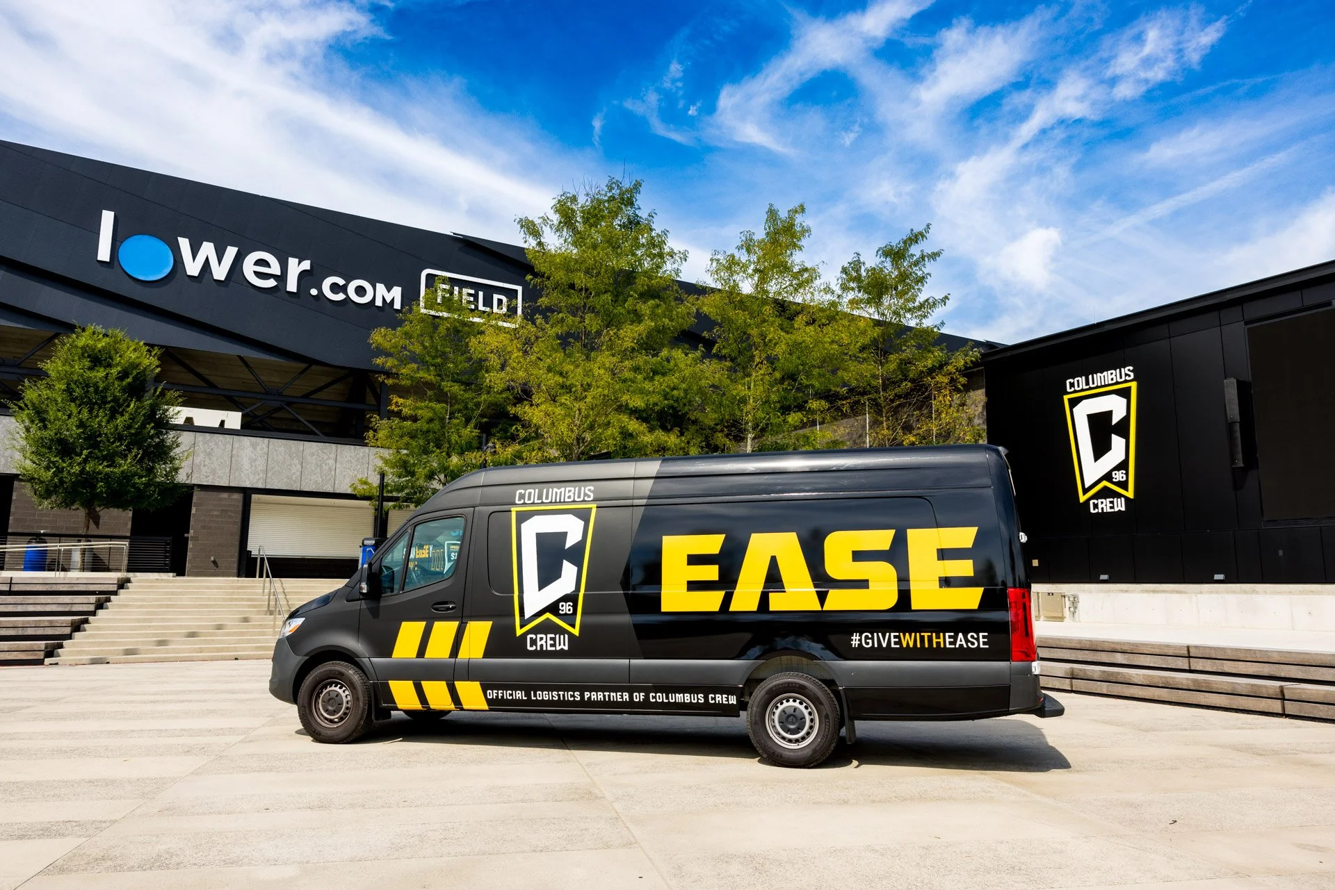 brand photographer in Columbus Ease Logistics