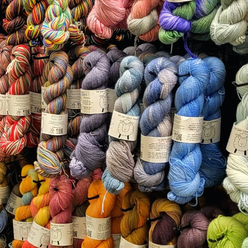 Makeloo Studio_logo.jpg
