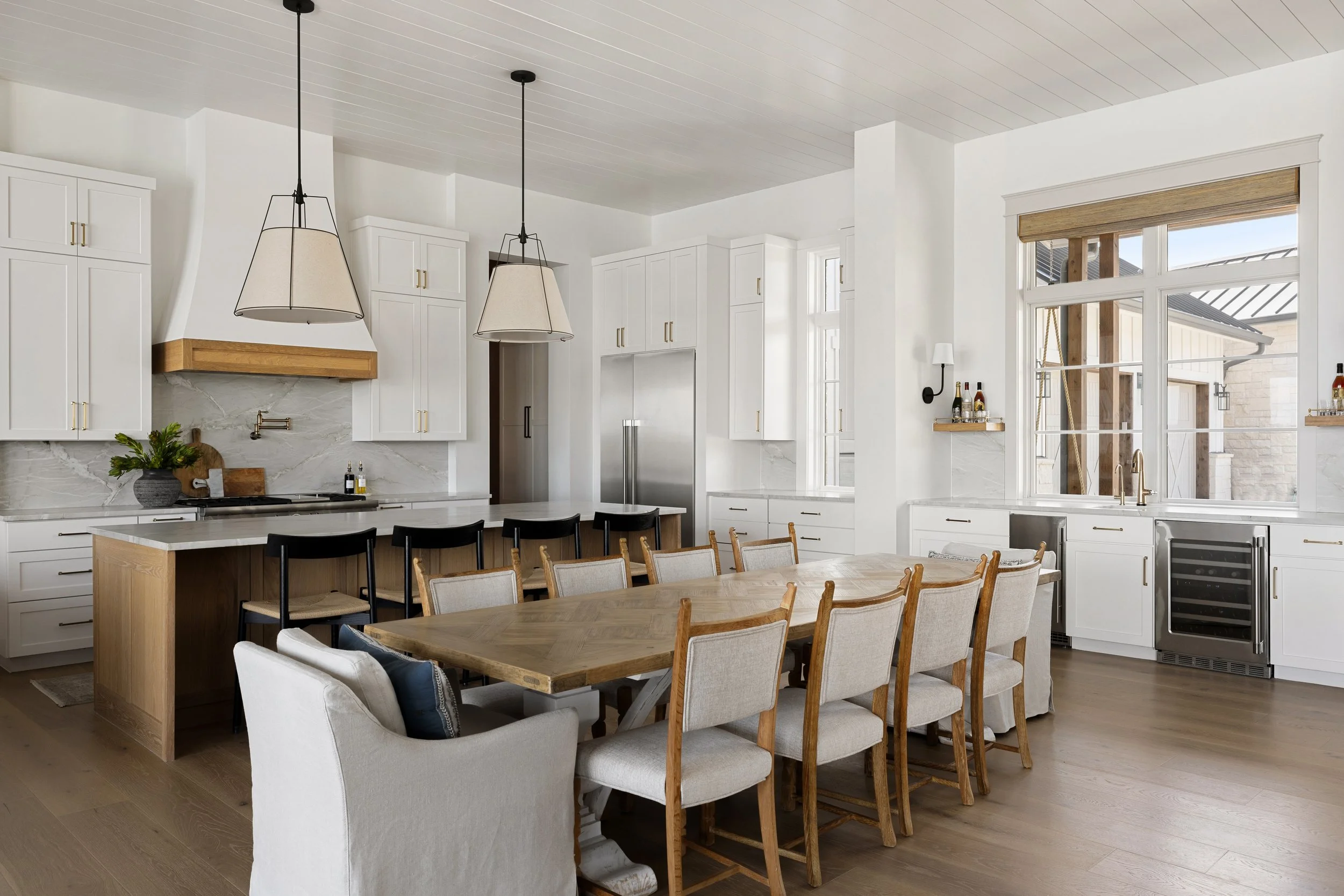 1800 Other Angle Kitchen.jpg