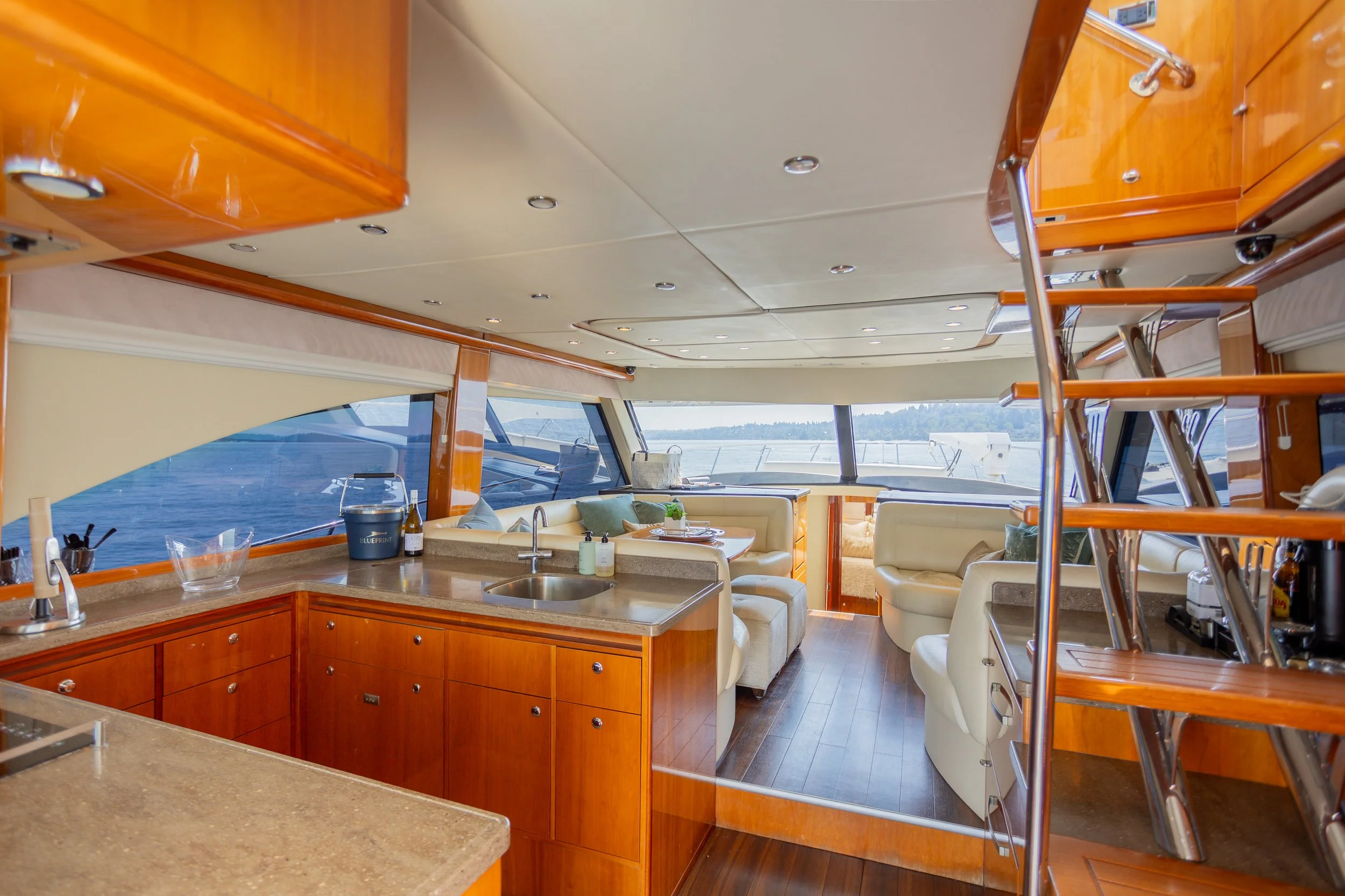 CY8A6085-HDR.jpg