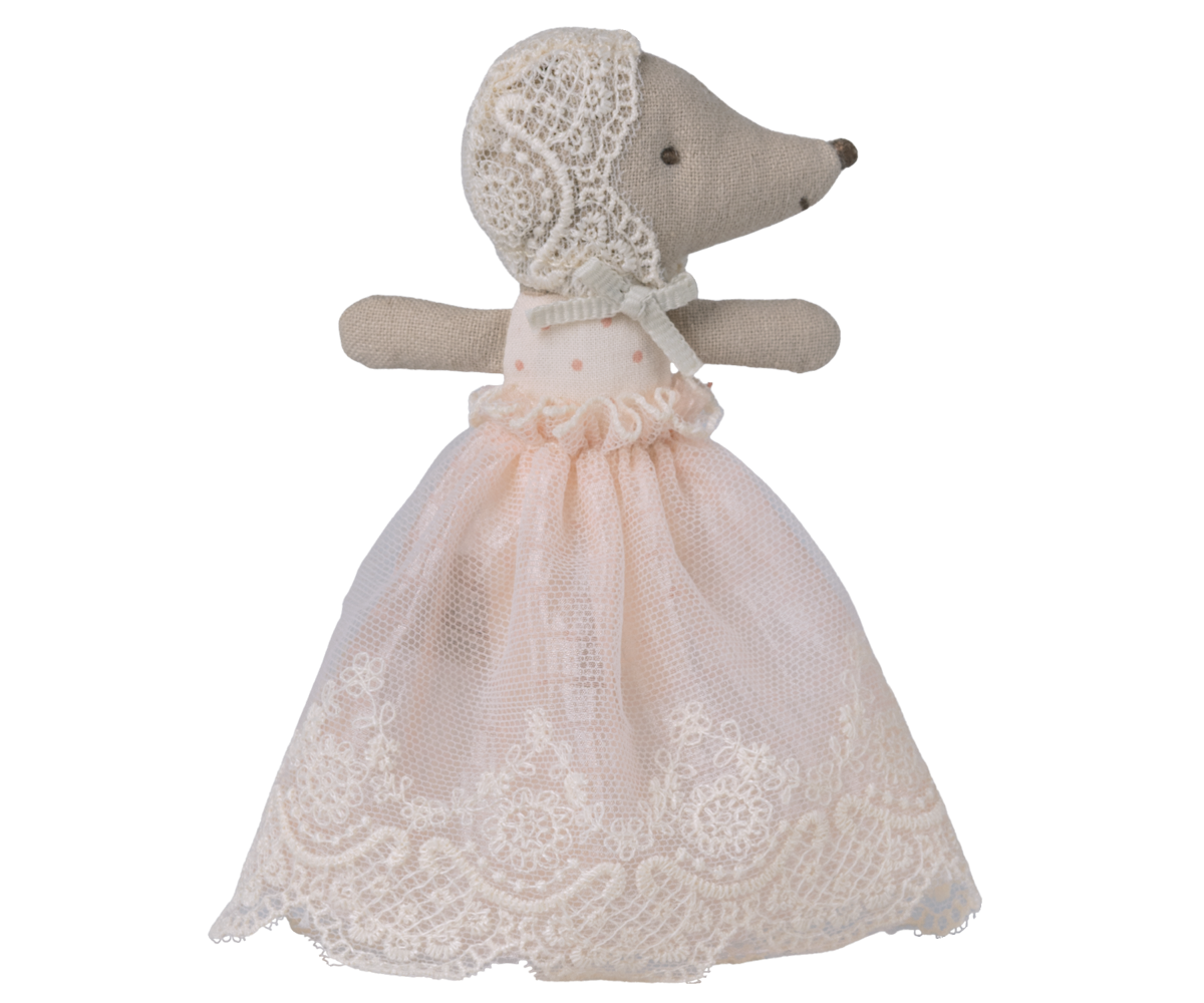 Pre-order: Maileg Baby mouse in gown - powder (Expected arrival by: 7/15/26)