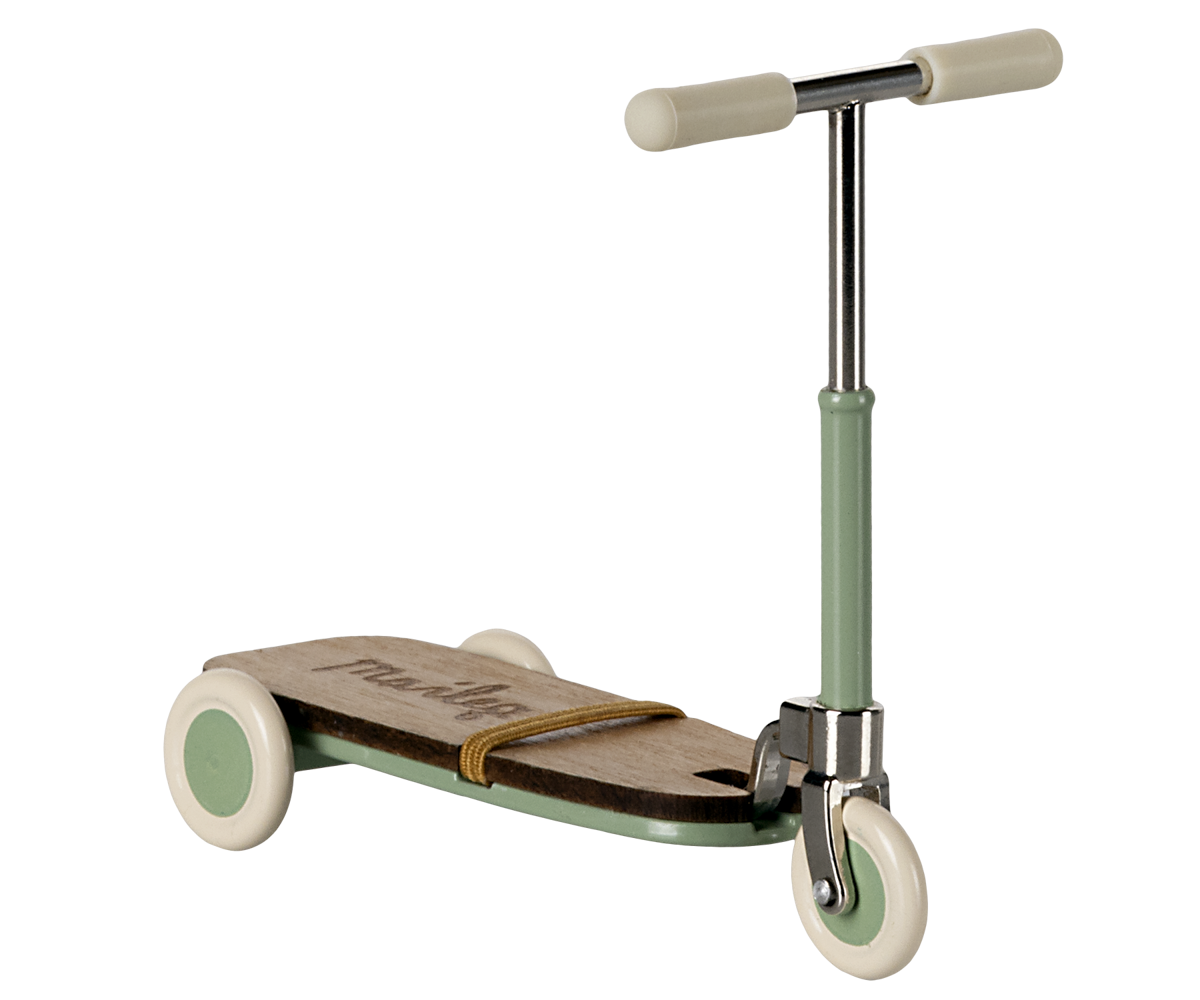 Pre-order: Maileg Kickboard - mint (Expected arrival by: 2/27/26)