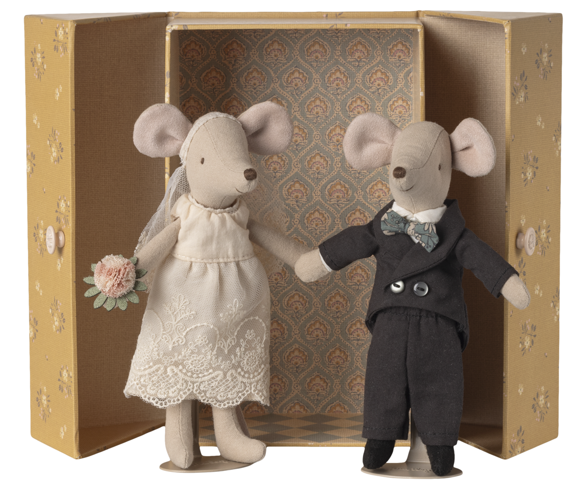 Pre-order: Maileg Wedding mice - couple (Expected arrival by: 7/15/26)