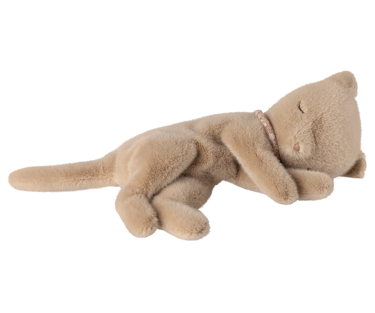 Pre-order: Maileg Sleeping Kitten Plush, Small - Cream (Expected arrival by: 3/15/26)