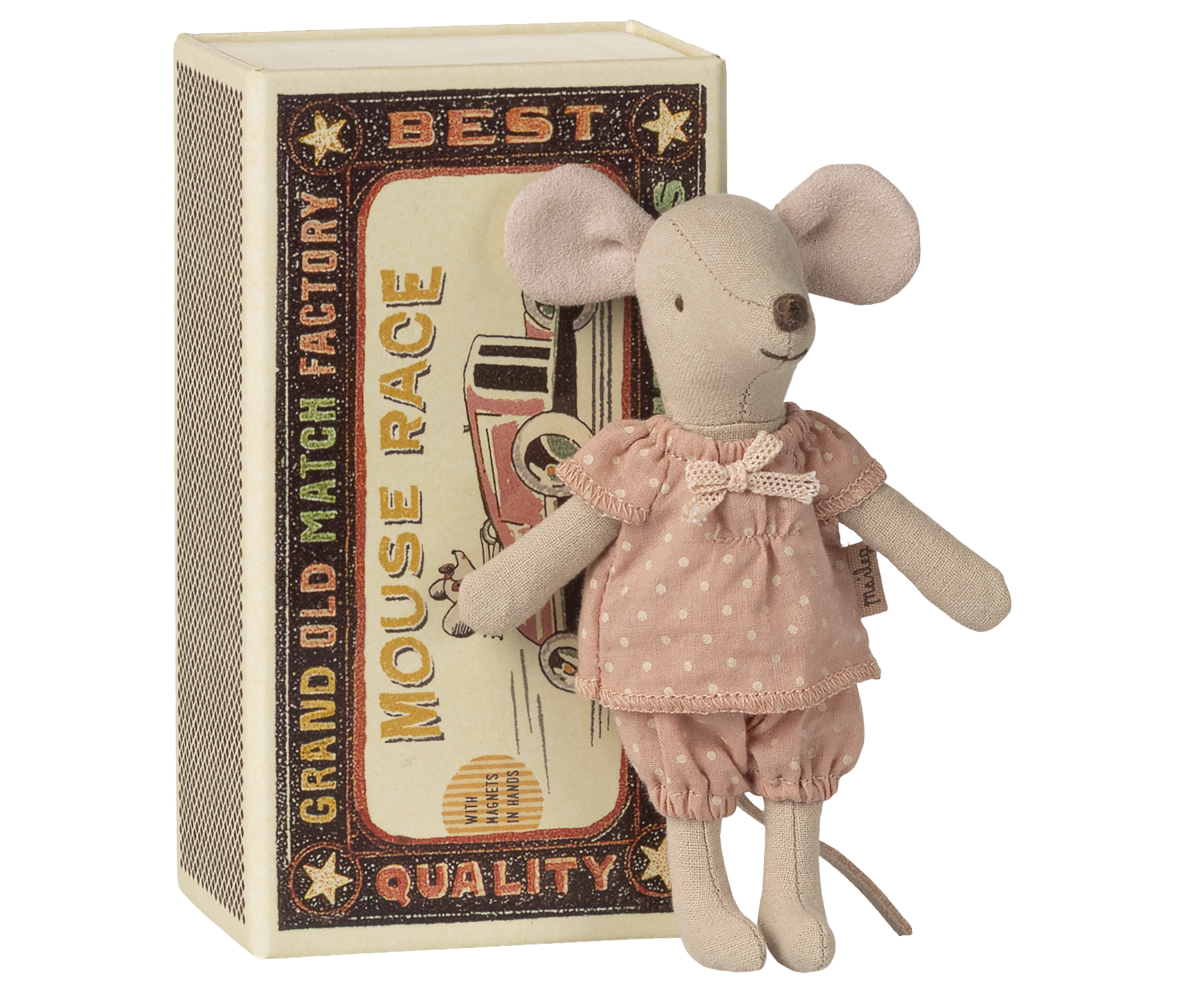 Pre-order: Maileg Big Sister Mouse (Expected arrival by: 4/1/26)