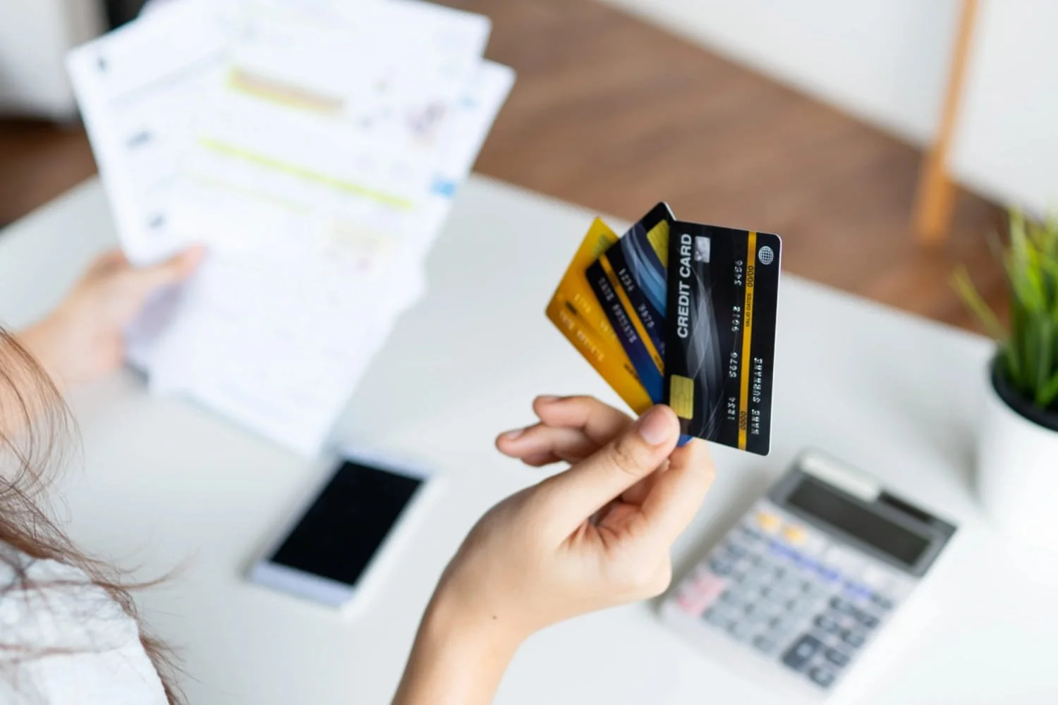 Warning Signs That Debt Is Becoming a Problem