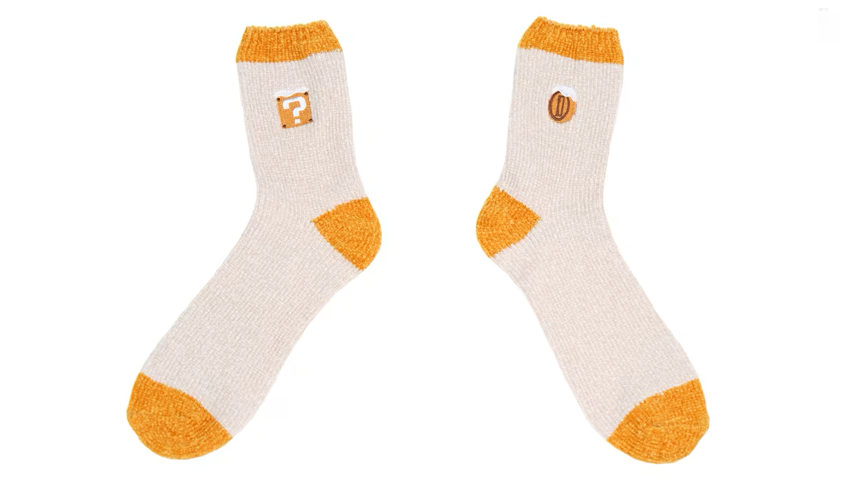 Super Mario™ - Wintery Super-Soft Socks.png