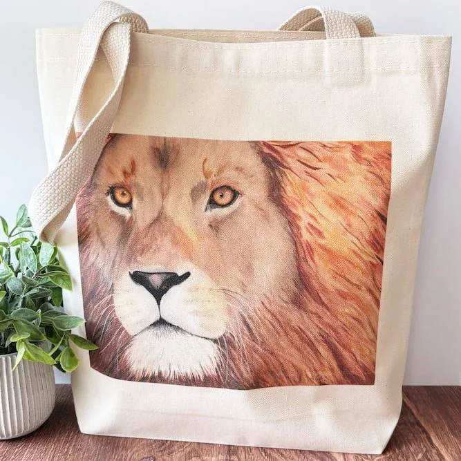 Lion tote - SEO.jpg