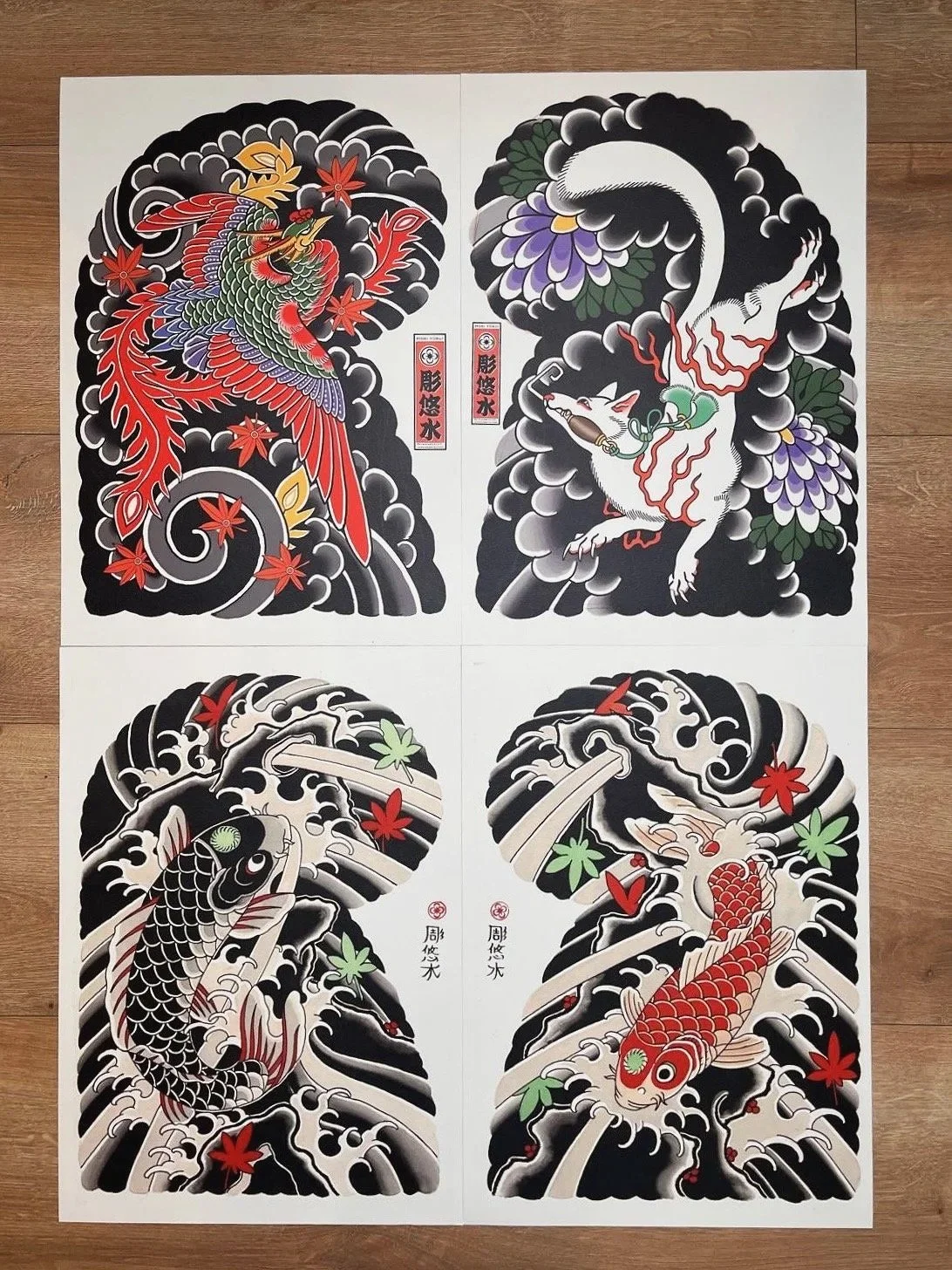 HIKAE SET
€50.00 4 pages
Featuring:
Phoenix and Momiji
Inari and Kiku .
Koi fish up and Momiji
Koi fish down and Momij
Size: A3 
High Quality print

Special Water color paper 300gms.