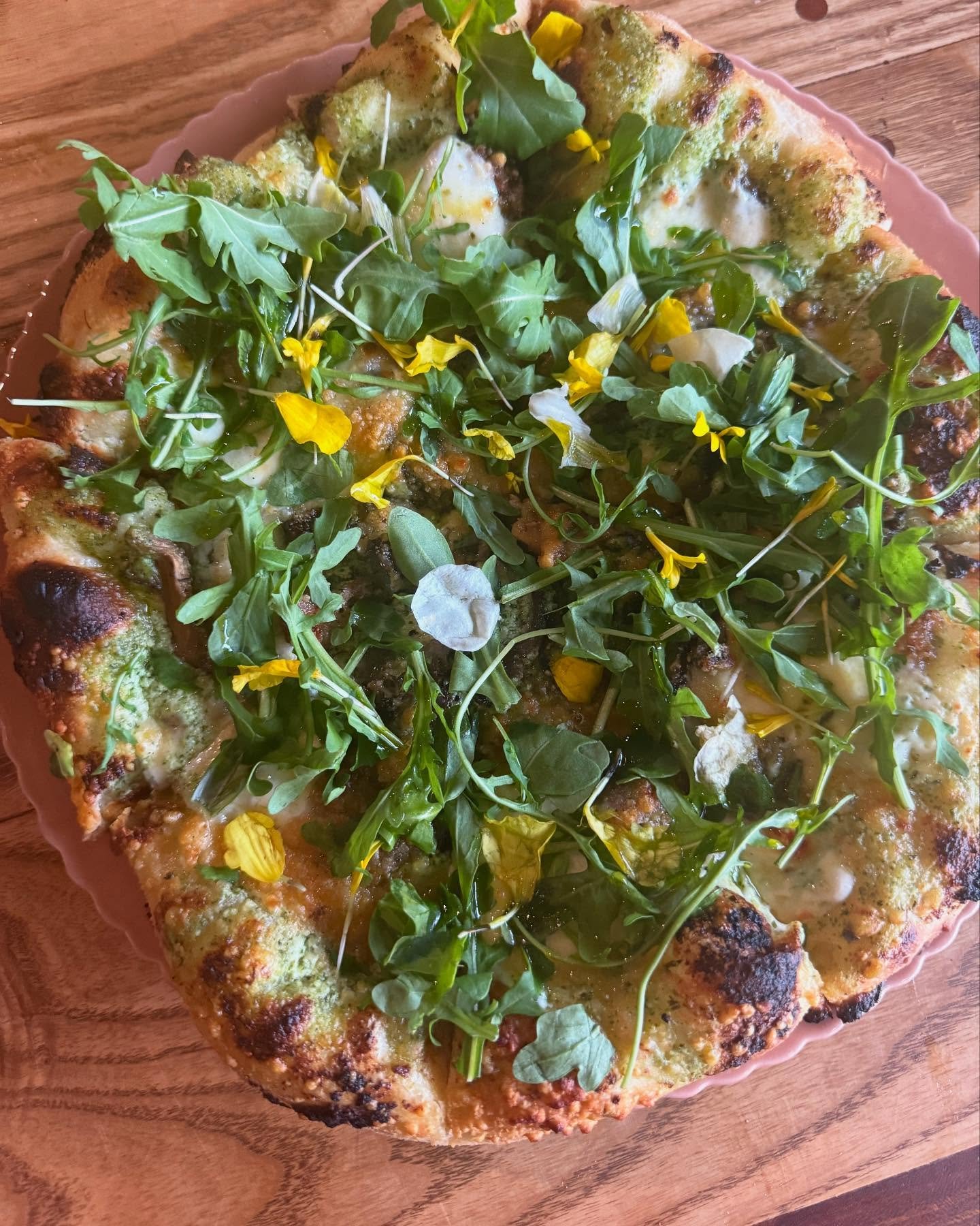 Meet Daisy! Named after our &lsquo;69 #vwbus.. this new flat is topped w pesto ricotta mushrooms fresh mozz parm roasted garlic fresh arugula and edible flowers and @napavalleyoliveoilco EVOO