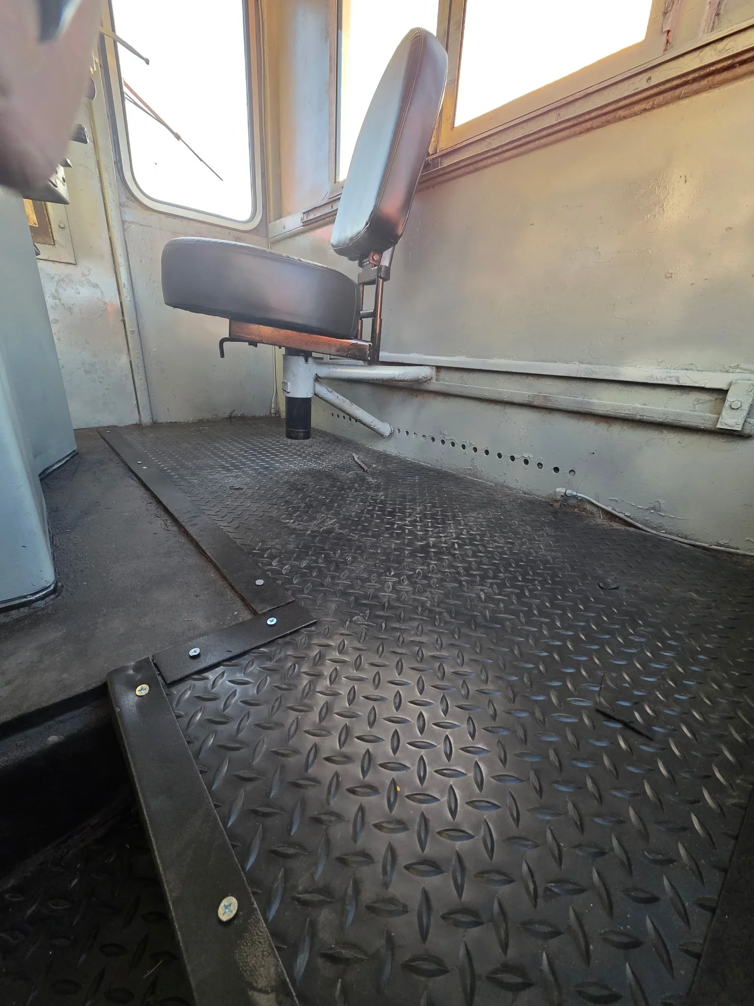 EMD SW-cab with an AAR control stand and 26L air.