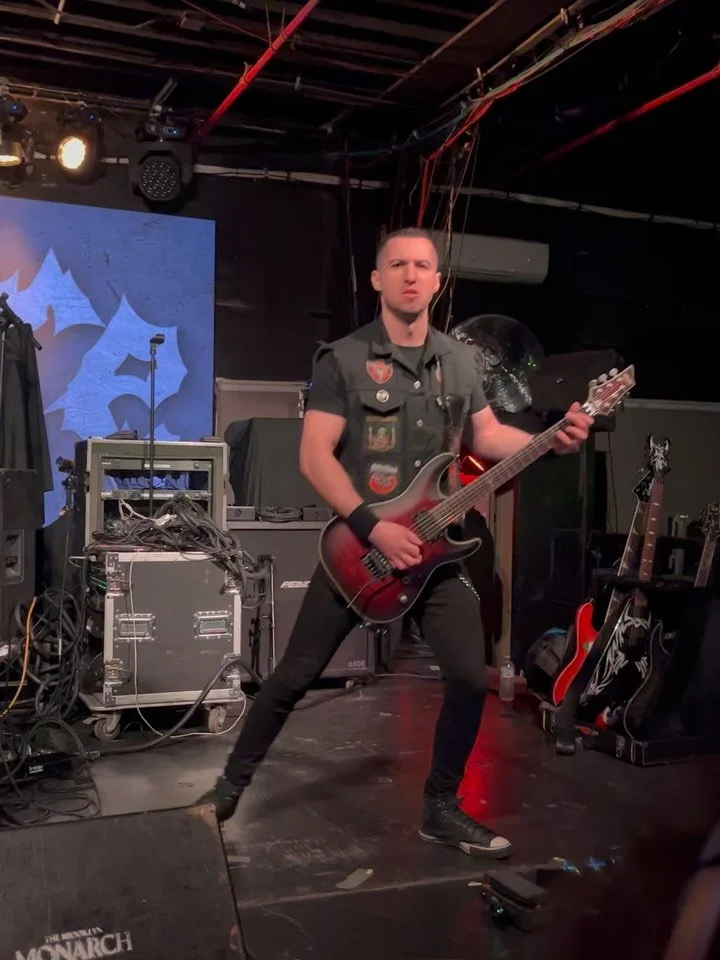 Some fine thrash from Chicago during this post-Christmas/pre-NYE weekend&hellip;

✏️ &ldquo;Song for Sunday: &lsquo;Twist Of Fate&rsquo; by Misfire&rdquo;

Relentless, like the waves of food in the past several days, but better. Continued good times 