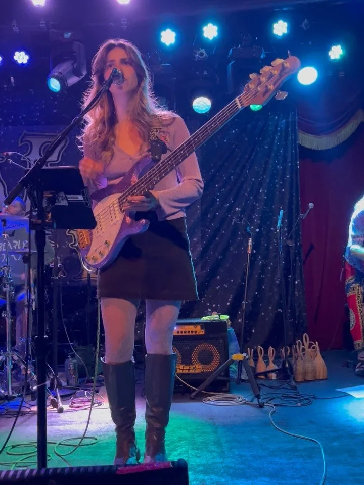 Wednesday is DEAD 💀🌹

@bearlydeadmusic last night, once again at Brooklyn Bowl. Super talented band, some very nice arrangements, another darn good time.

&ldquo;I Need A Miracle&rdquo; always hits right. Keep bringing the Bobby tracks. Here comes 