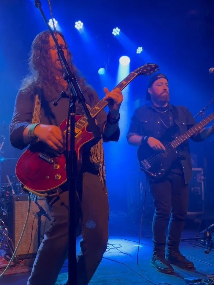 Ridiculous opening set from @escapermusic last night. These guys are not messing around, and having loads of fun while doing it.

First time seeing them. There will be plenty more. Here&rsquo;s a little of what &ldquo;Fantasy&rdquo; became. Escape wi