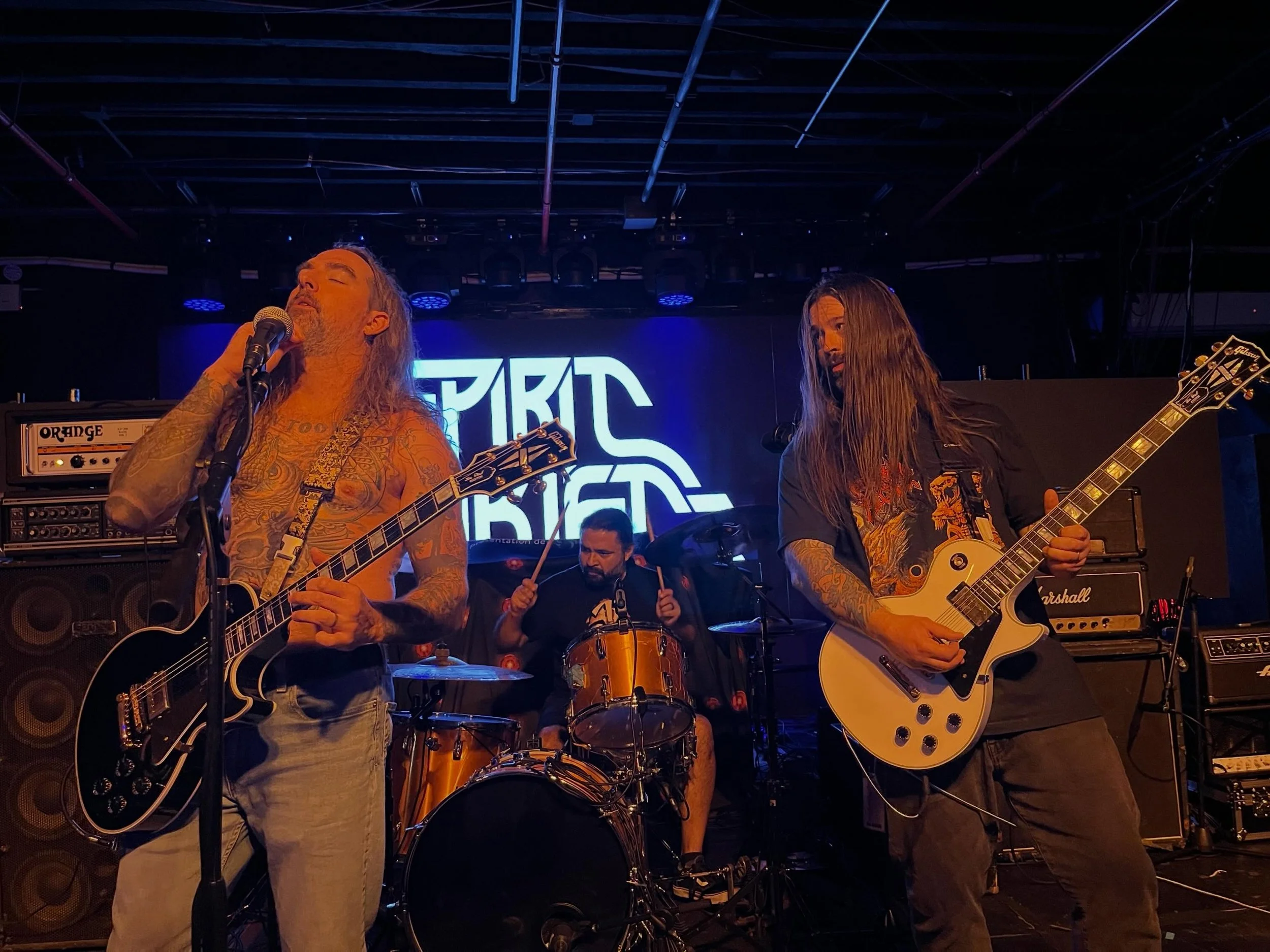 Never thought it&rsquo;d happen. But it did. And even if it wasn&rsquo;t a long show, seeing @spiritadrift live was cosmic and crushing and cathartic&hellip;

&ldquo;Adrift in the Heavy of Spirit Adrift&rdquo;

My first time. On their final tour. Aft