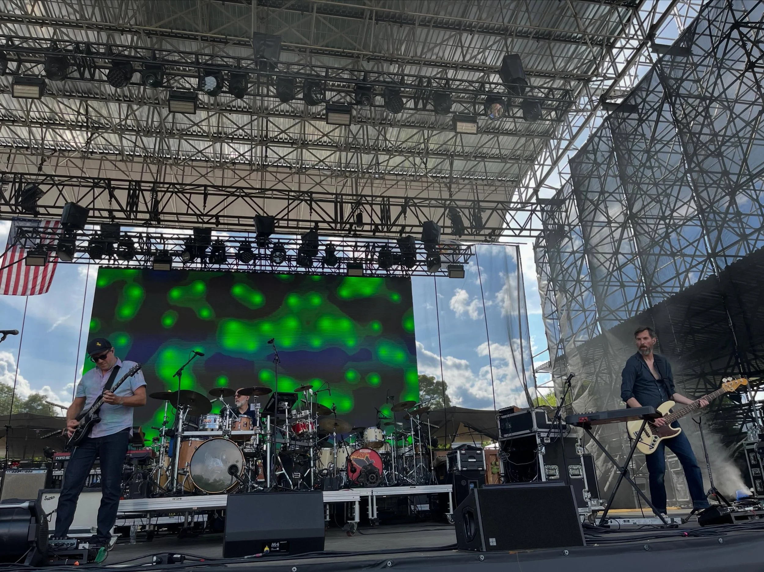I&rsquo;d never seen a show on Father&rsquo;s Day before this past Sunday. And the @lotusinstagram set to kick things off @parkstage_nj was what I needed&hellip;

&ldquo;Father&rsquo;s Day Family Outing with Lotus&rdquo;

A five song set with plenty 