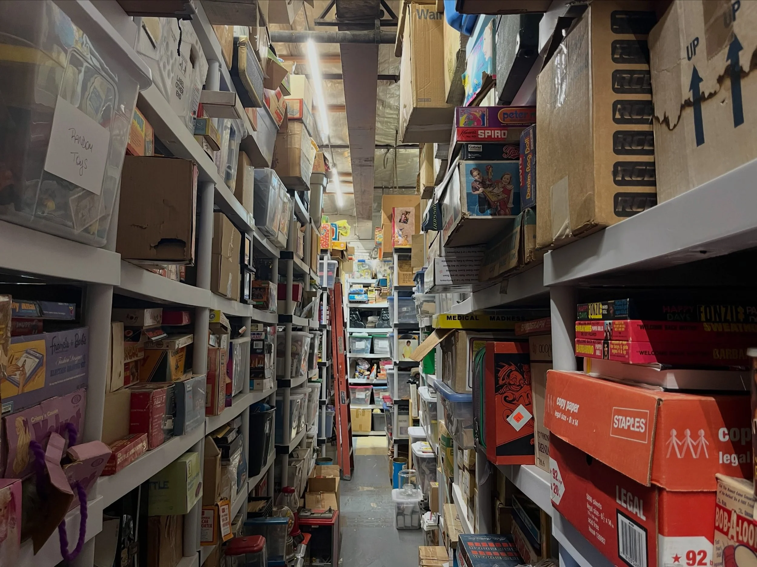 Sometimes, it takes effort just to get back to where you started&hellip;

&ldquo;Aisles of Plenty: North Jersey Wasn&rsquo;t Built in a Day&rdquo;

More progress in the @retrodimestore warehouse, but more so in the office wing of late. Building takes