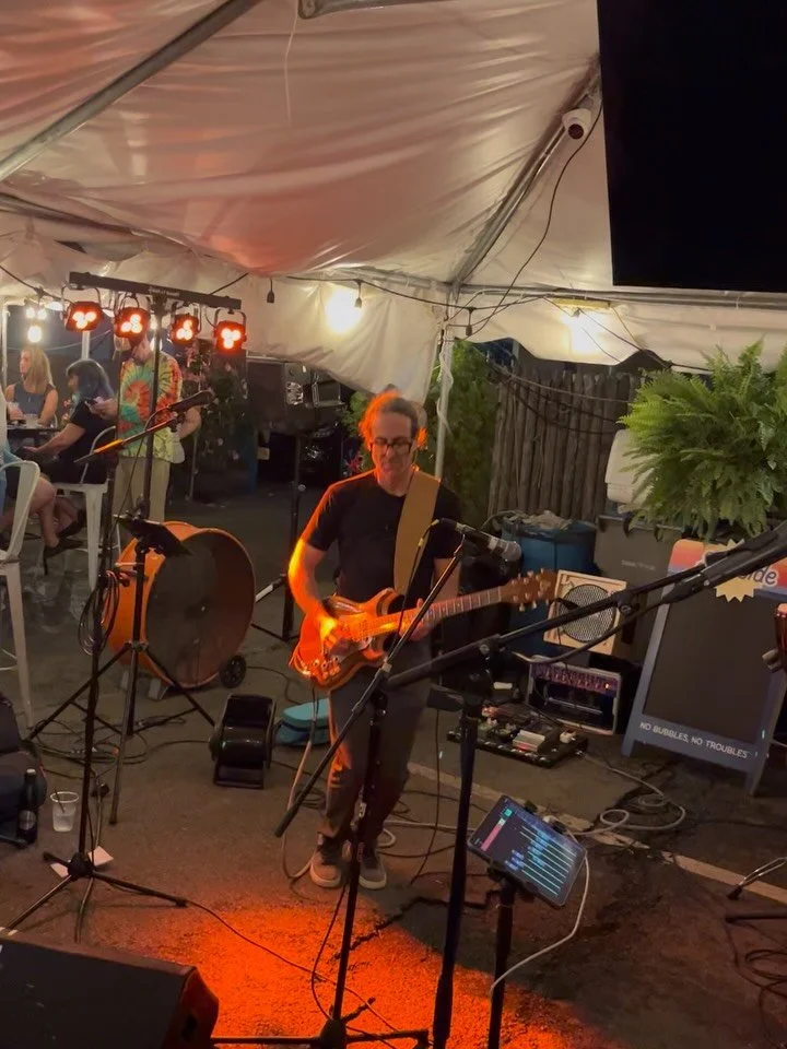 Labor Day Weekend kickoff courtesy of @workingmansjed. Summer vibes still in full effect. Always grateful for the music and the friends.

We should all be &ldquo;Dancing In The Street&rdquo; more often. The parking lot of @chathamrivergrille was more
