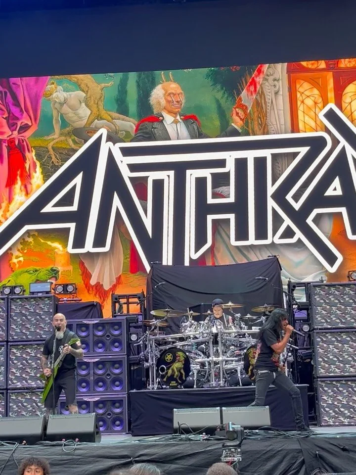 Just gotta love @anthrax. The smarts, the humor, the vibe. And they kicked things off yesterday @sportsillustratedstadium with a fun set.

&ldquo;Madhouse&rdquo; always gets things stirring. Moving. And we all know the words. Look out from above!

Ea