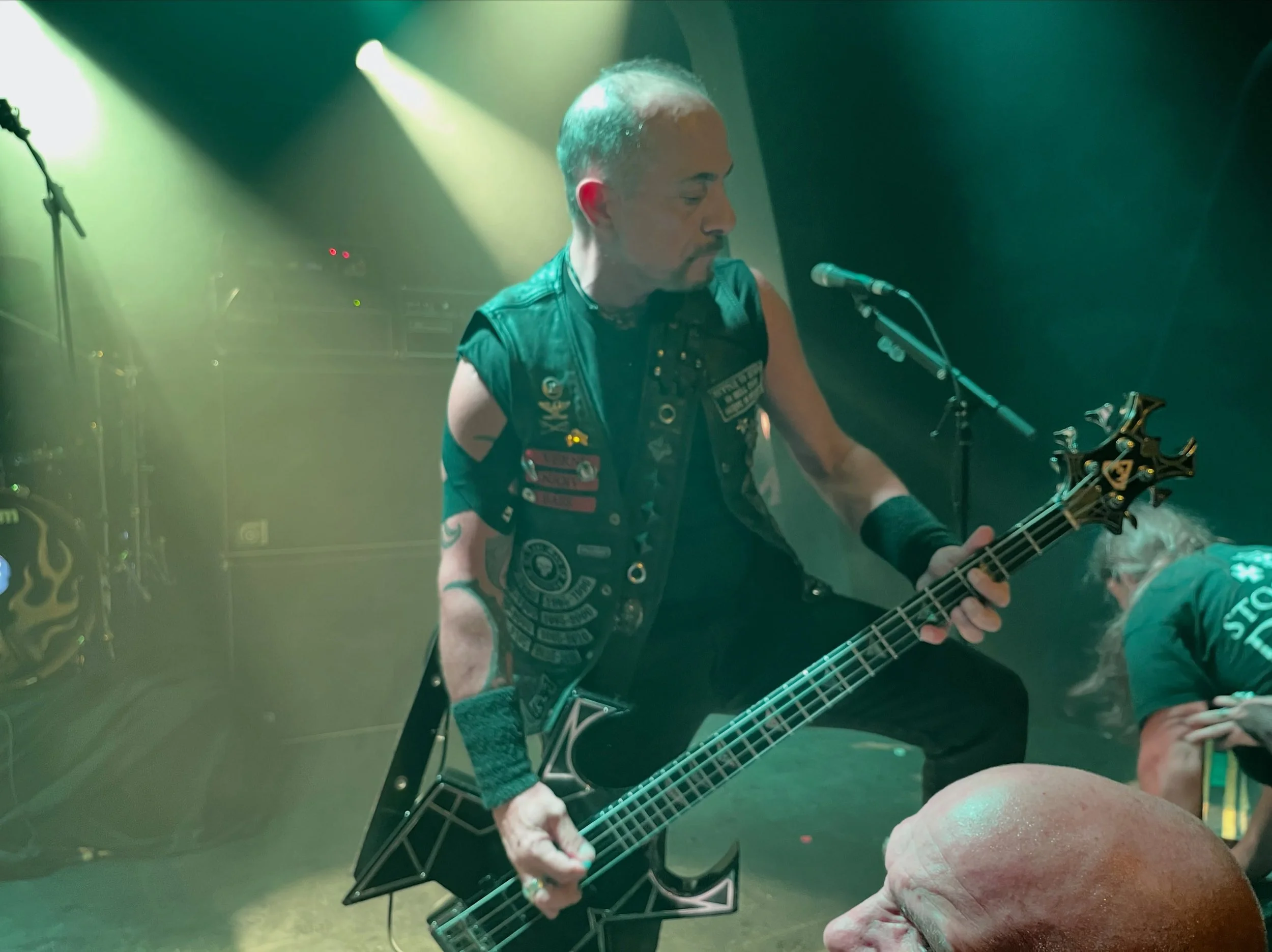 Third time seeing @overkillofficial this year had loads of OG charm and attitude. And if not in Jersey, across the river will do just fine&hellip;

&ldquo;Overkill Fuels Old School Fire in Brooklyn&rdquo;

They still sound so fresh. That&rsquo;s a go