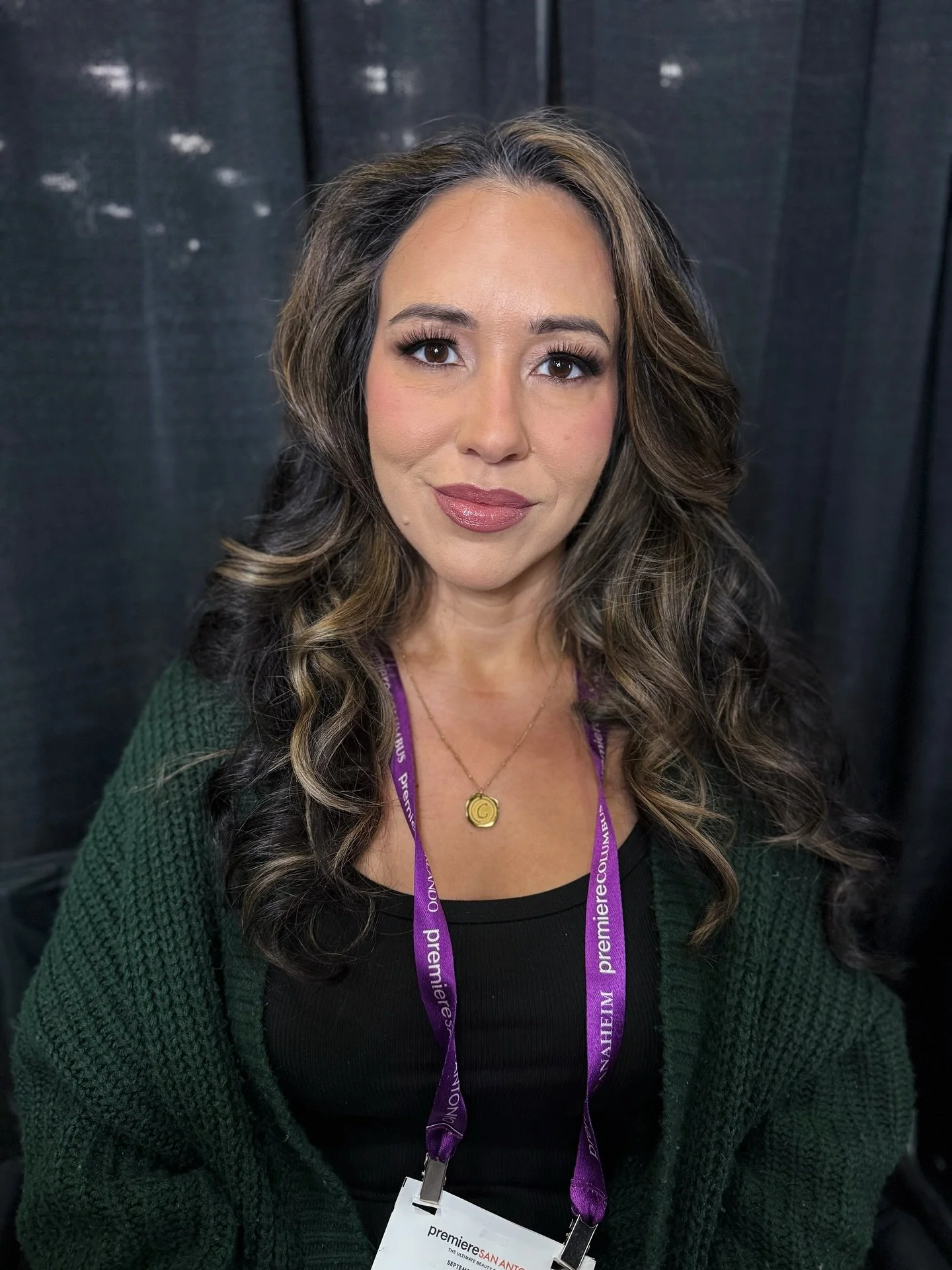 Better late then never 💁🏽&zwj;♀️ 
Model makeup by me 

#sanantoniotx #sanantoniomakeupartist #sanantoniohairstylist #sanantoniohairandmakeup 
#makeupinspiration