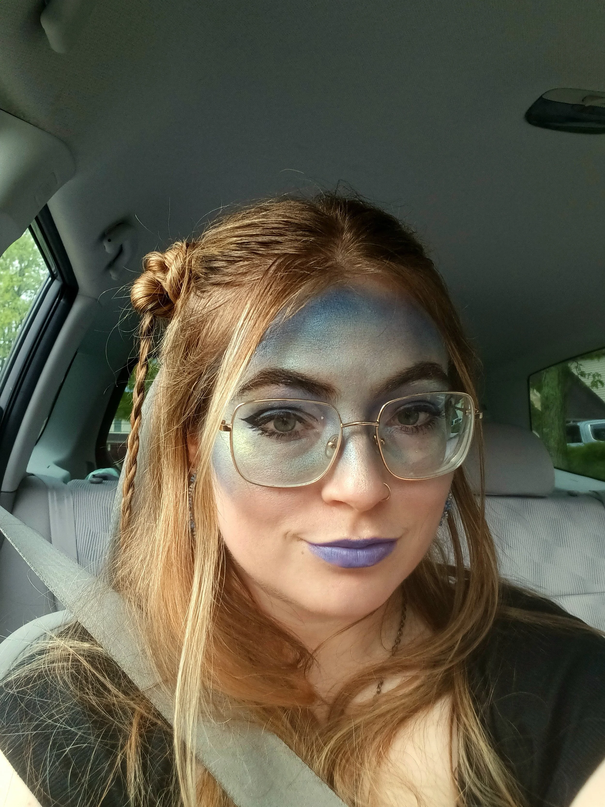 Magdalena Bay inspired "True Blue" makeup look 2025