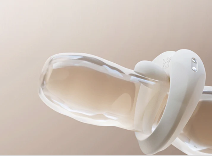 Vibrating Couples's Ring White a.png