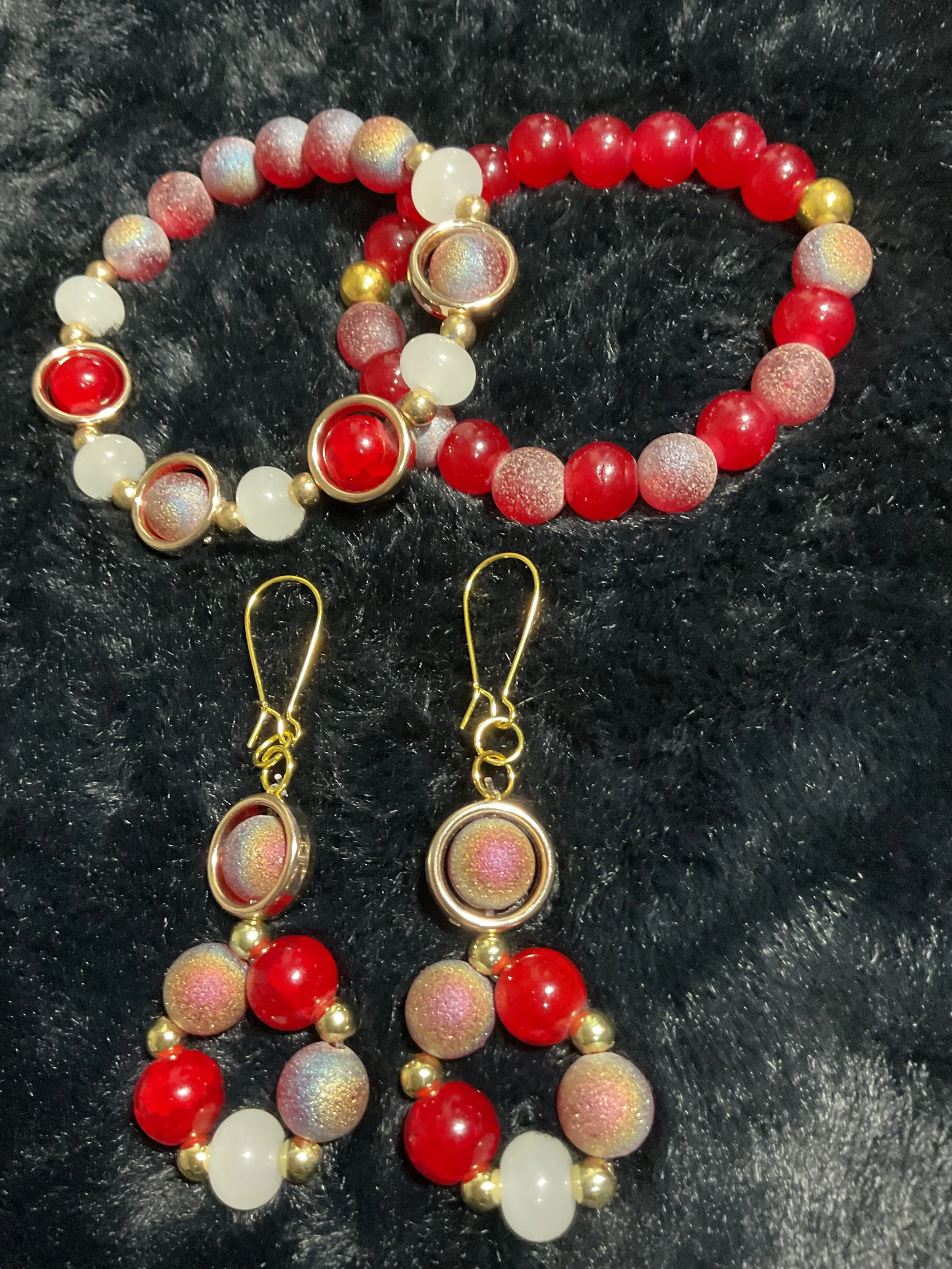 Red & Iridescent Beaded Jewelry Set