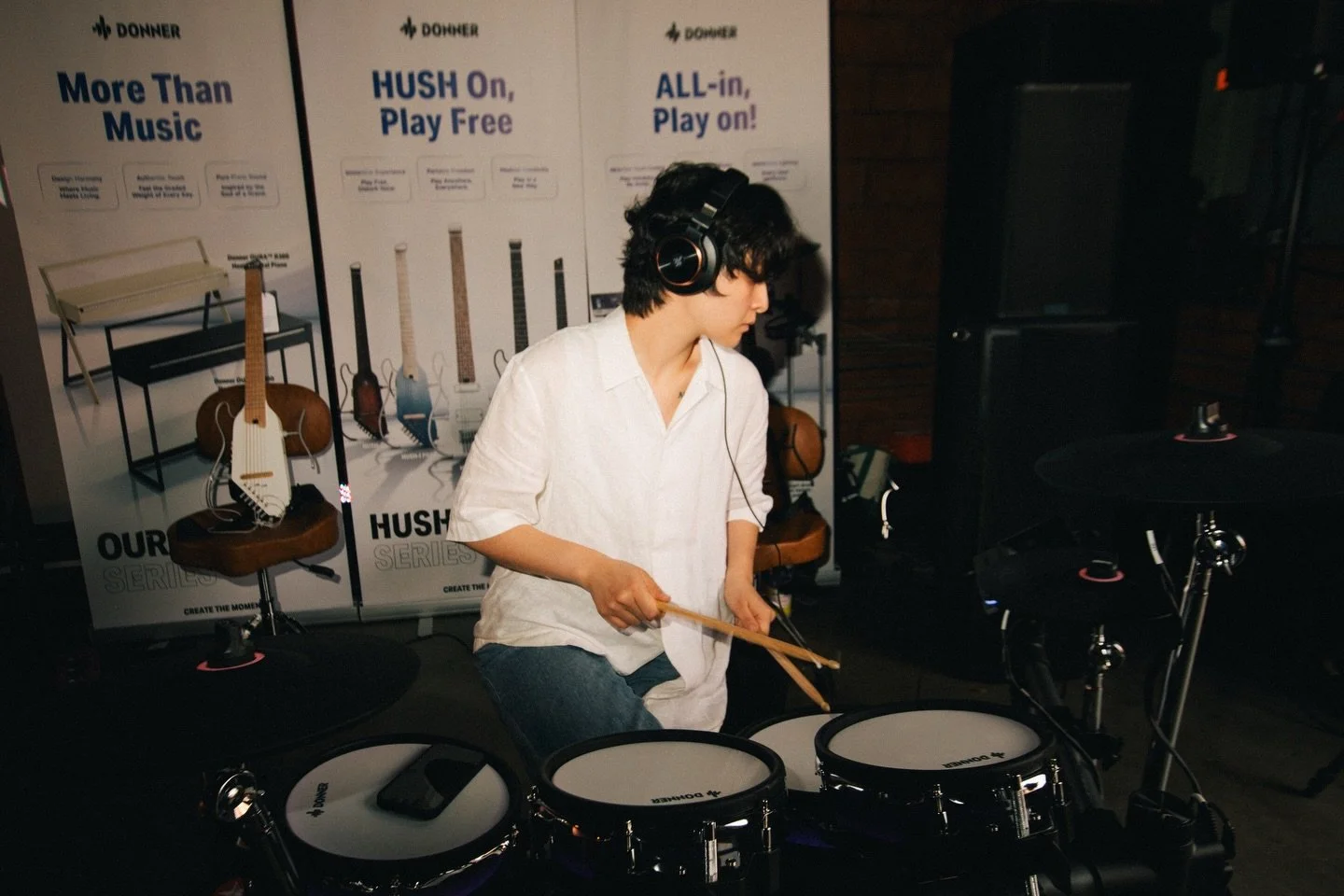Beyond grateful to be a part of the @donnermusic_official x @converse Noisemakers Summit hosted by @dollyave 🥁👟
Celebrating AAPI month with a room full of insanely talented musicians in our community felt incredibly special.

Most importantly.. see