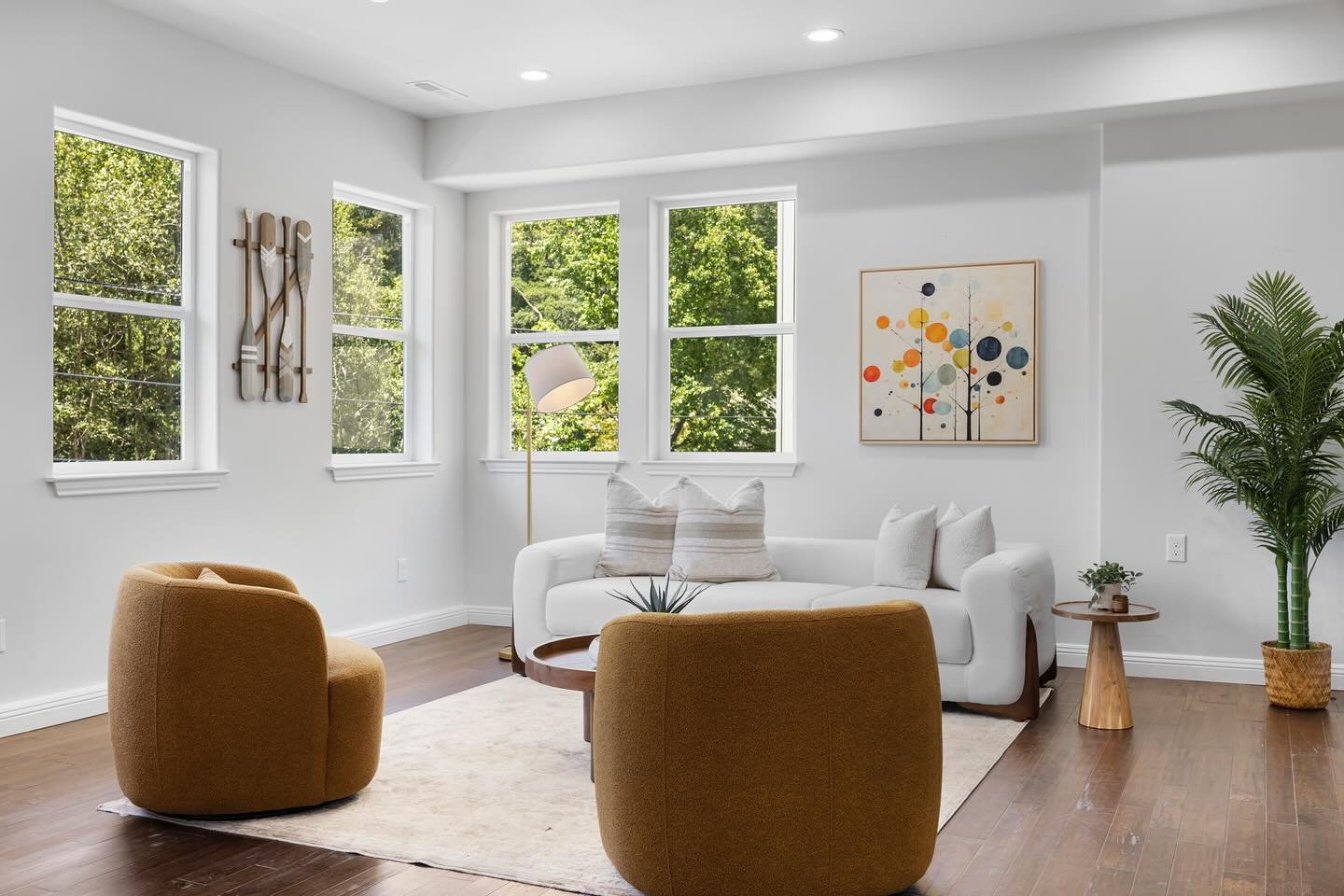 Turned it up in the Town. 🔥
@teamradiusmedia
#OaklandStaging
#StagedByLumina
#TheTown
#BayAreaStaging
#OaklandRealEstate
#EastBayHomes
#HomeGlowUp
#StageToSell
#FromTheTown
#StyledNotBasic
#BayAreaStaging