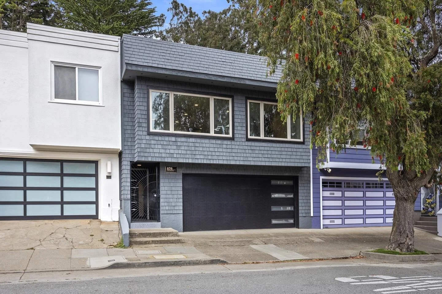 Prime location. — Chenery St in SF 🌆
📸 @teamradiusmedia 
#SanFranciscoHomes
#SFRealEstate
#BayAreaLiving
#DreamHomeSF
#ModernHome
#InteriorDesign
#LuminaStaging
#ChenerySt
#HomeGoals
#HouseHunters
#StagedToSell
#OpenHouseSF
#SFStyle
#BayAre