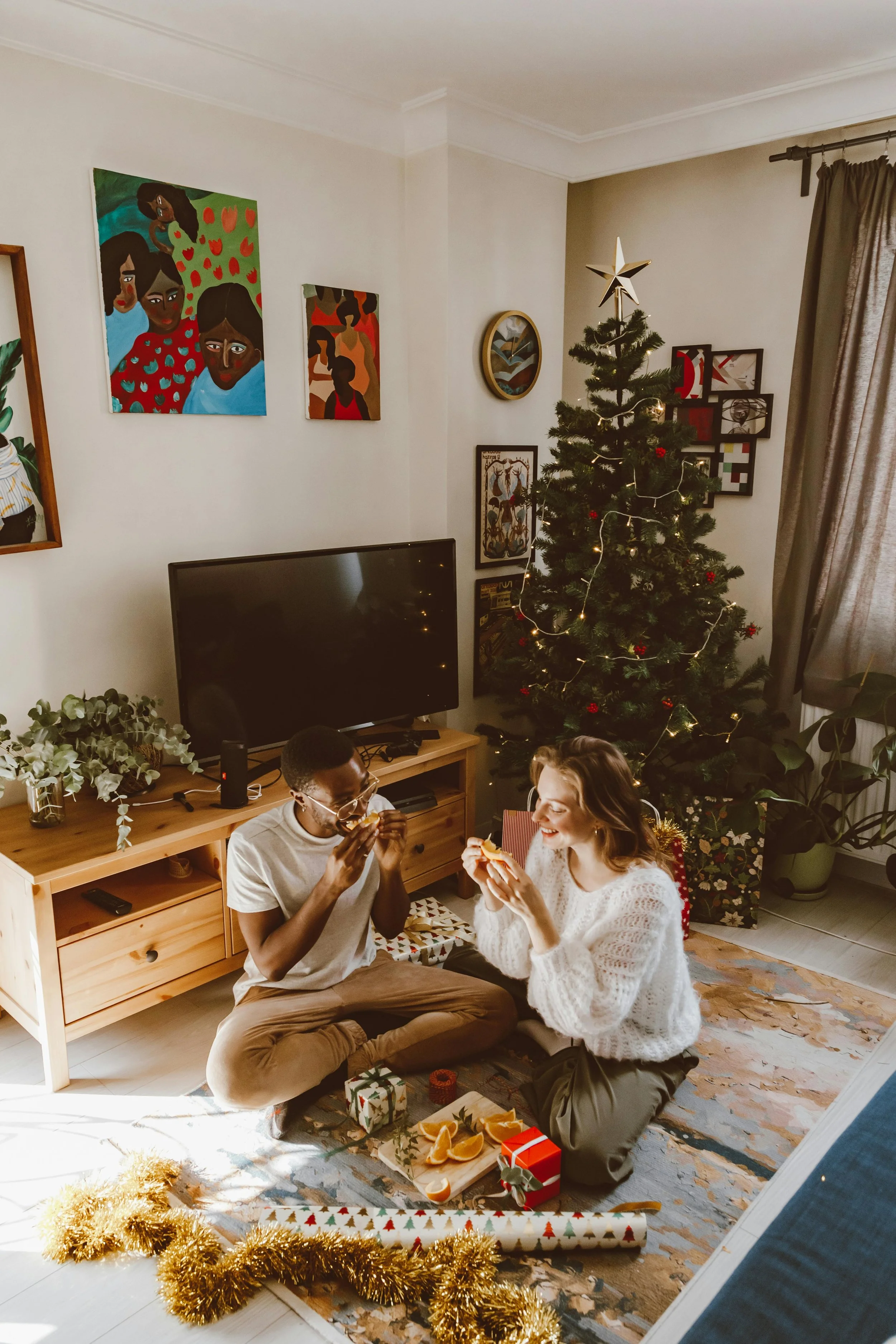 Warum Weihnachten so viele Emotionen triggert und wie du dieses Jahr besser für dich sorgst