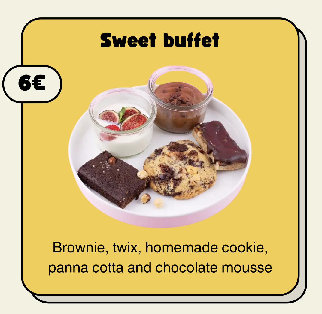 A gourmet selection for dessert lovers 🍮🍪! Enjoy a mix of brownie, Twix, homemade cookie, panna cotta, and chocolate mousse for the perfect sweet moment.