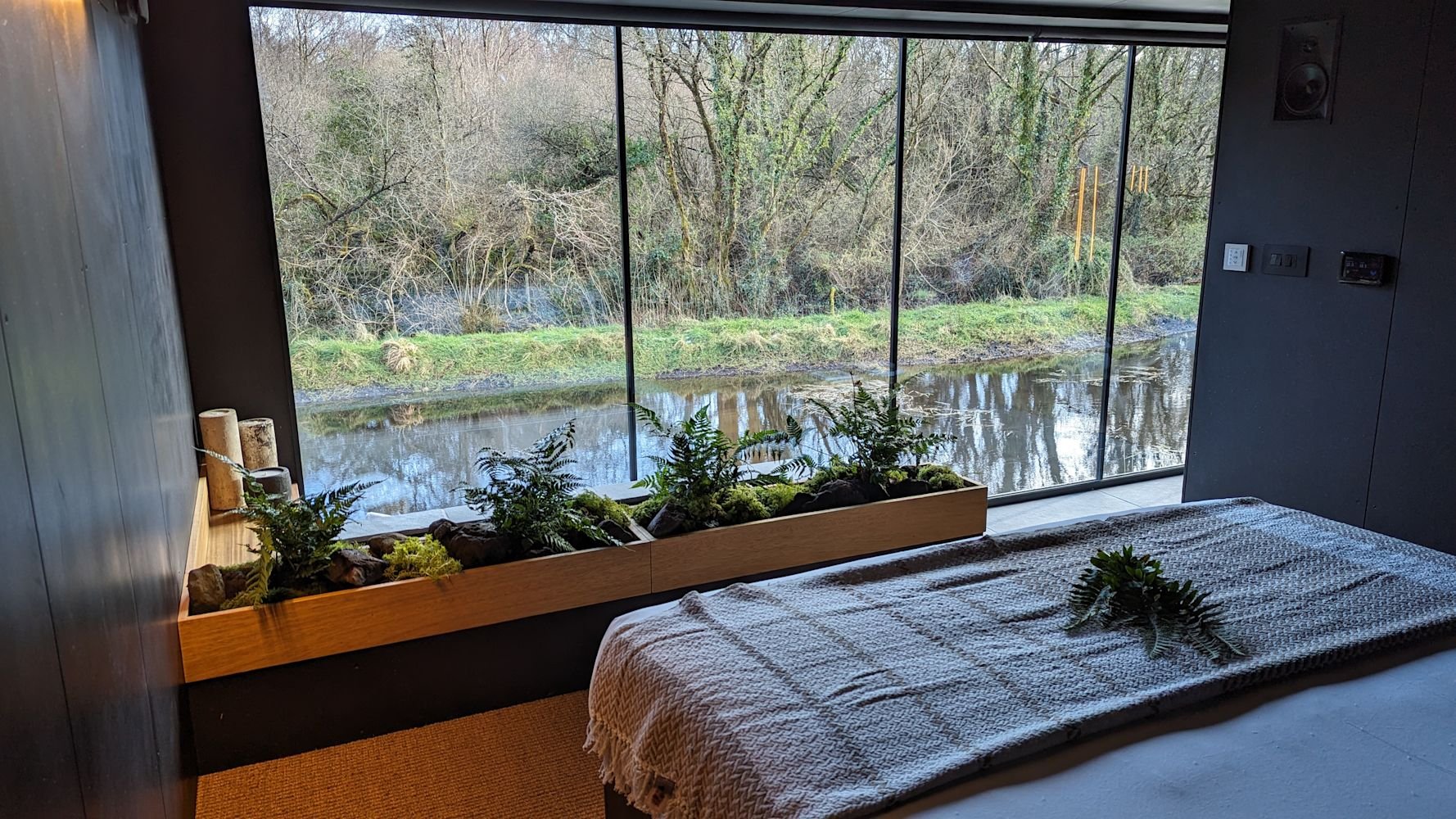 riv cabin.jpeg