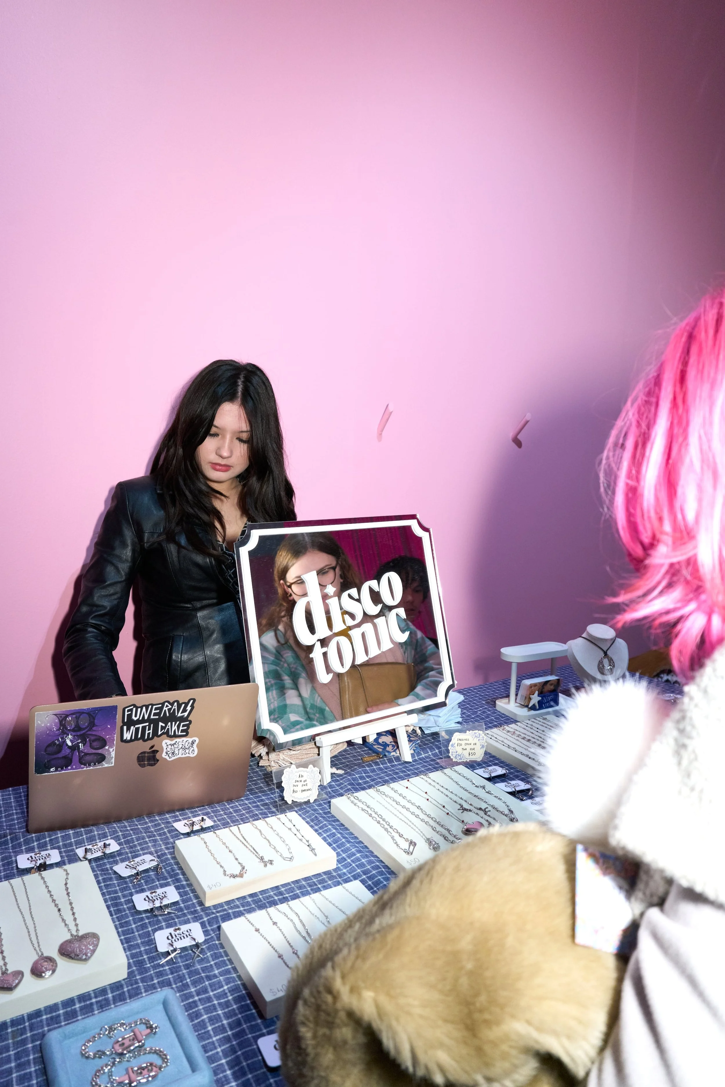 20250607_DSC01280_Second life markets at ACE gallery.JPG