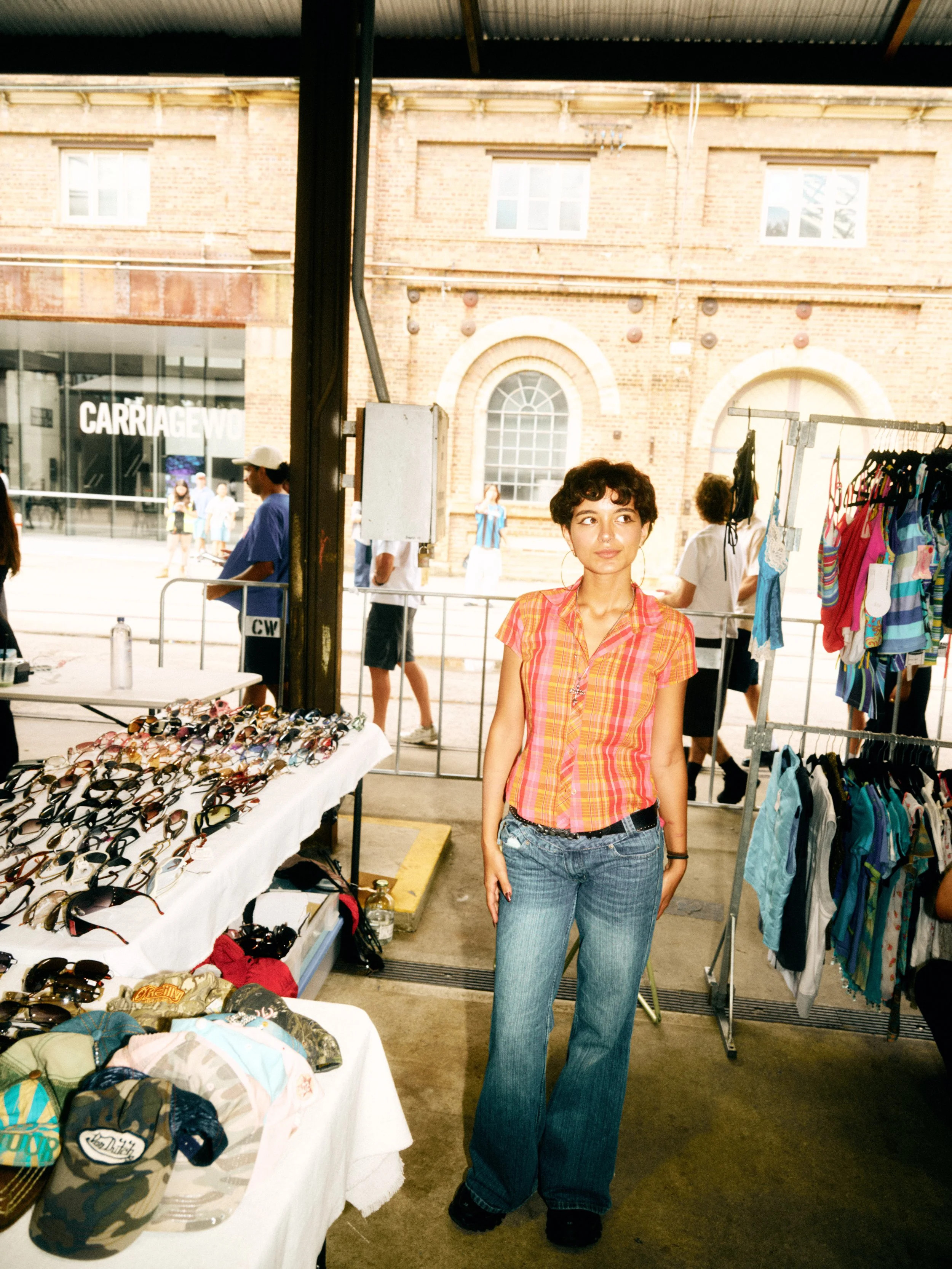 Copy of secondhandmarkets_selects.jpg