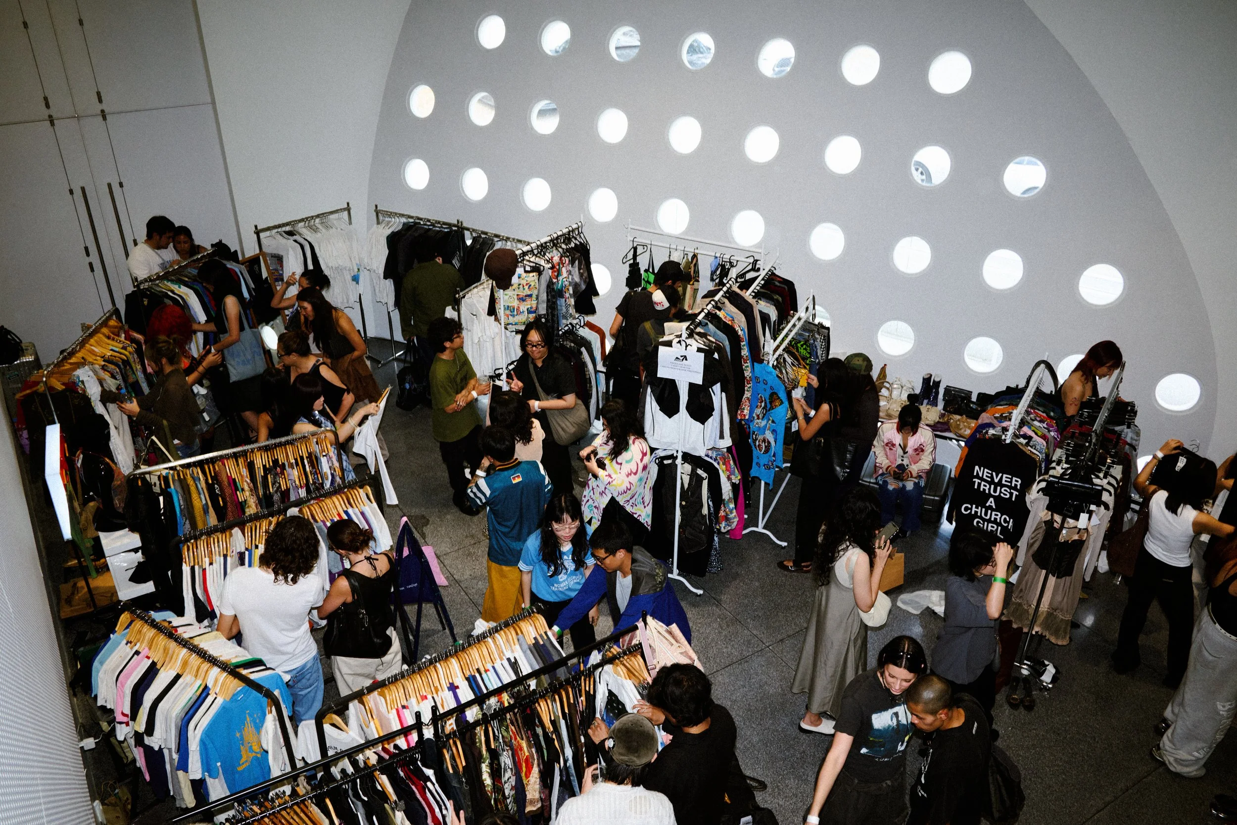 270201_SECONDLIFEMARKETS_LORES_27.jpg