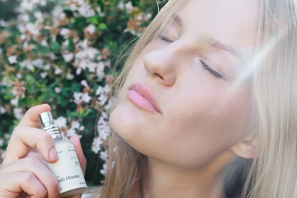 Alcohol-free perfume and sensitive skin