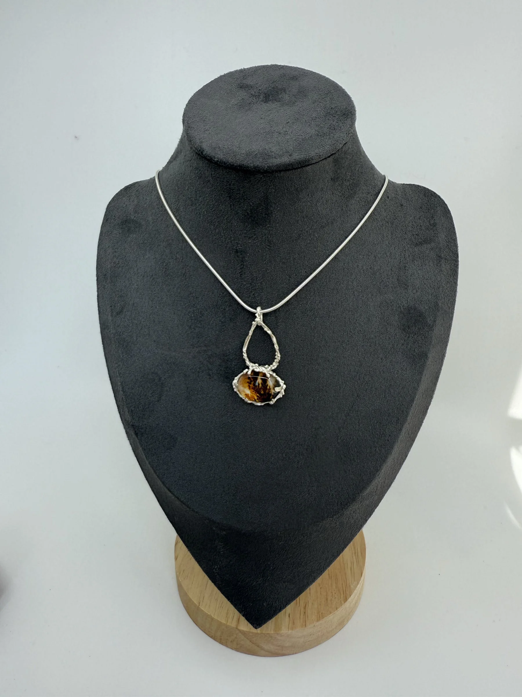 silver-dendritic-agate-seaweed-treasure-pendant-bagnall-jewellery.jpg