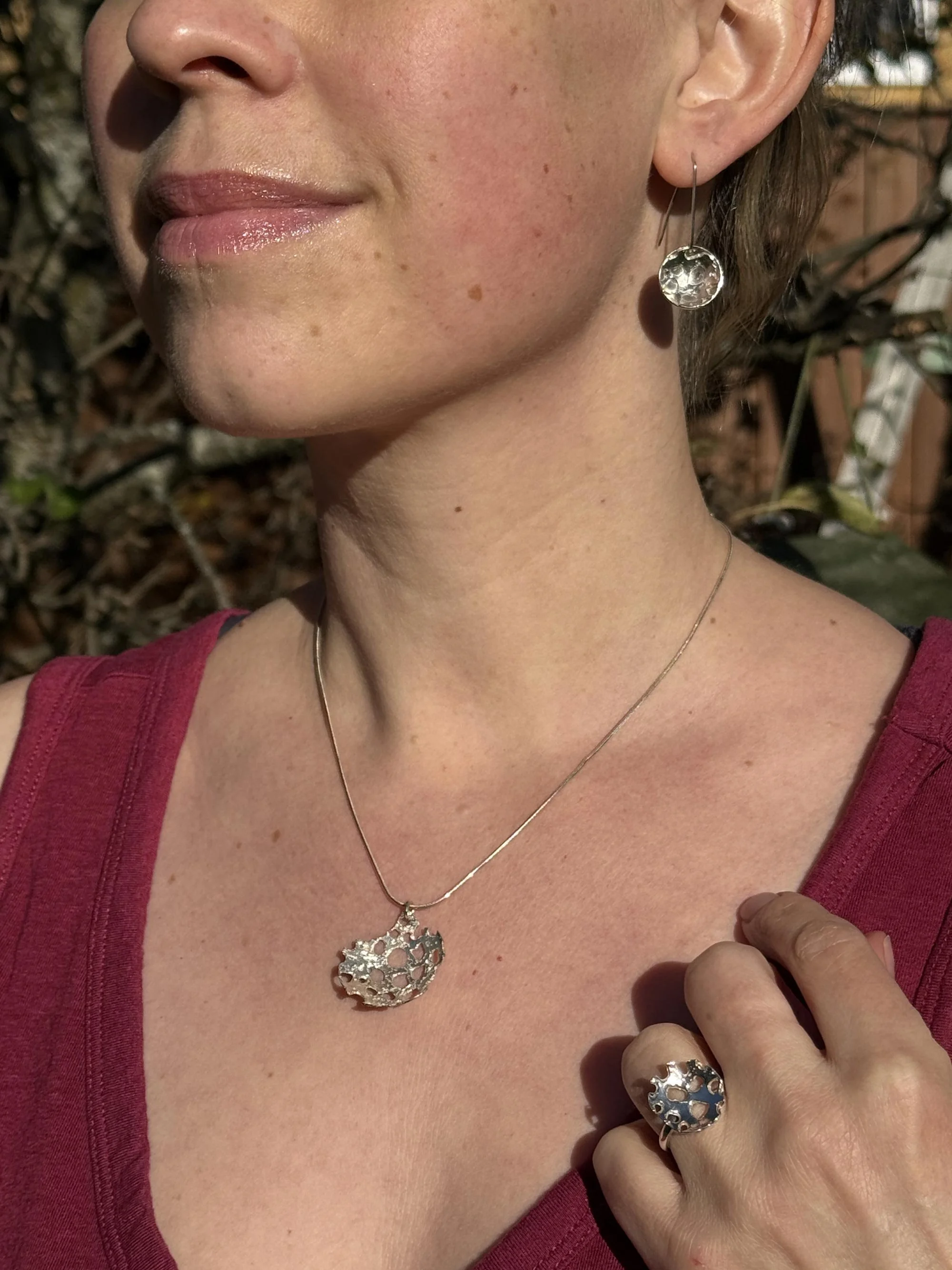 silver-earrings-necklace-ring-set-gift-elegant.jpg