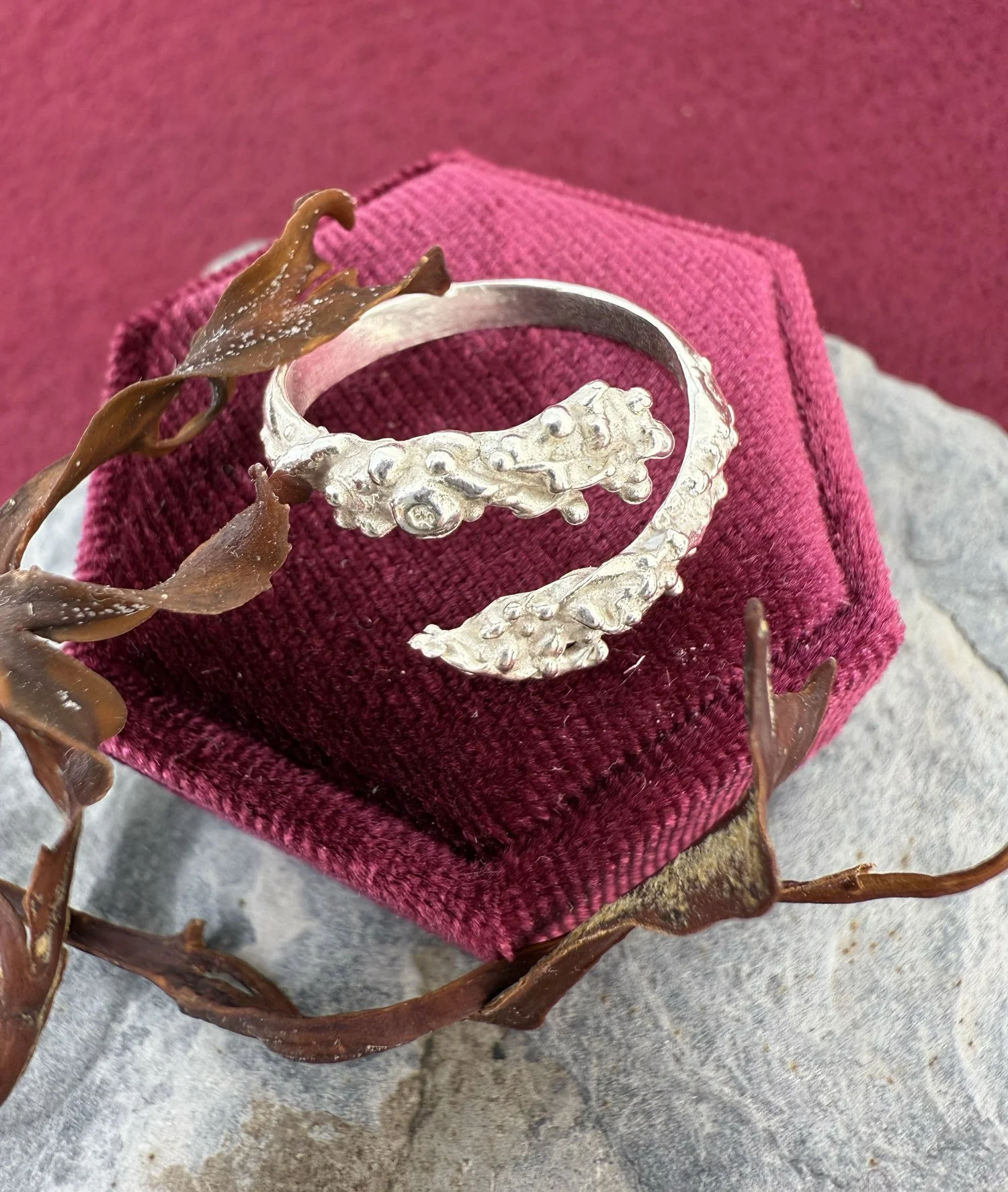 cotswolds-jewellery-inspired-by-sea-textures.jpg