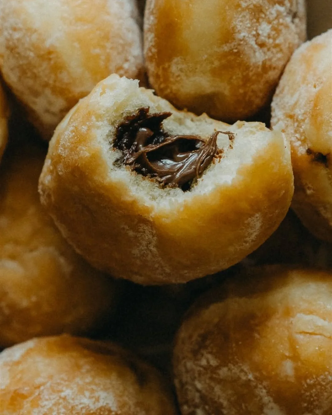 Sabotage parfaitement organis&eacute; 
.
.
.
de mon summer body 😎🏝

Je suis Aur&eacute;lie&nbsp; 
Photographe sensible &amp; humaine
Install&eacute;e pr&egrave;s de Marseille et guid&eacute;e par la lumi&egrave;re douce de la Provence.
Je photograp