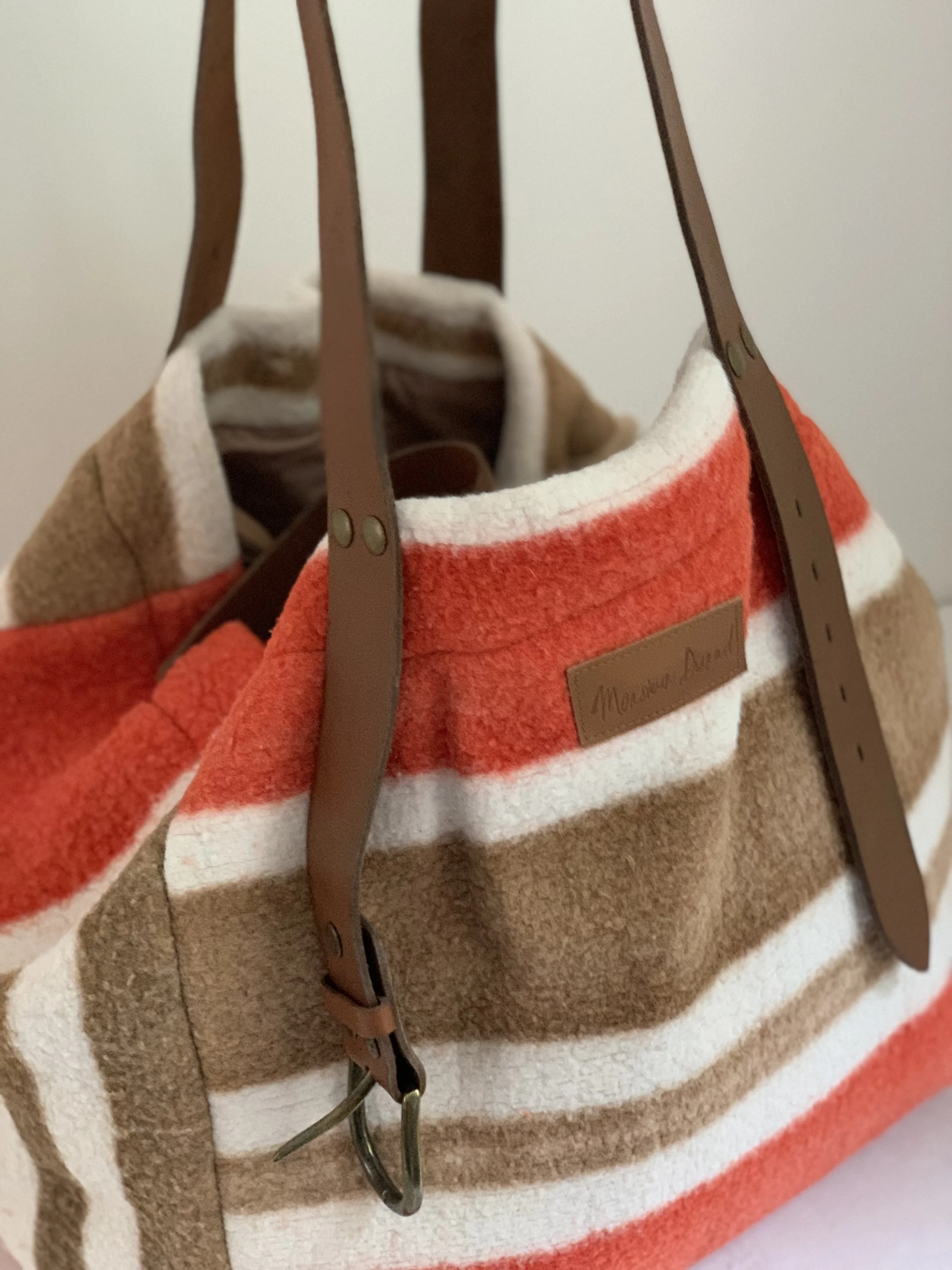 JOY - RAYURE ROUGE MARRON