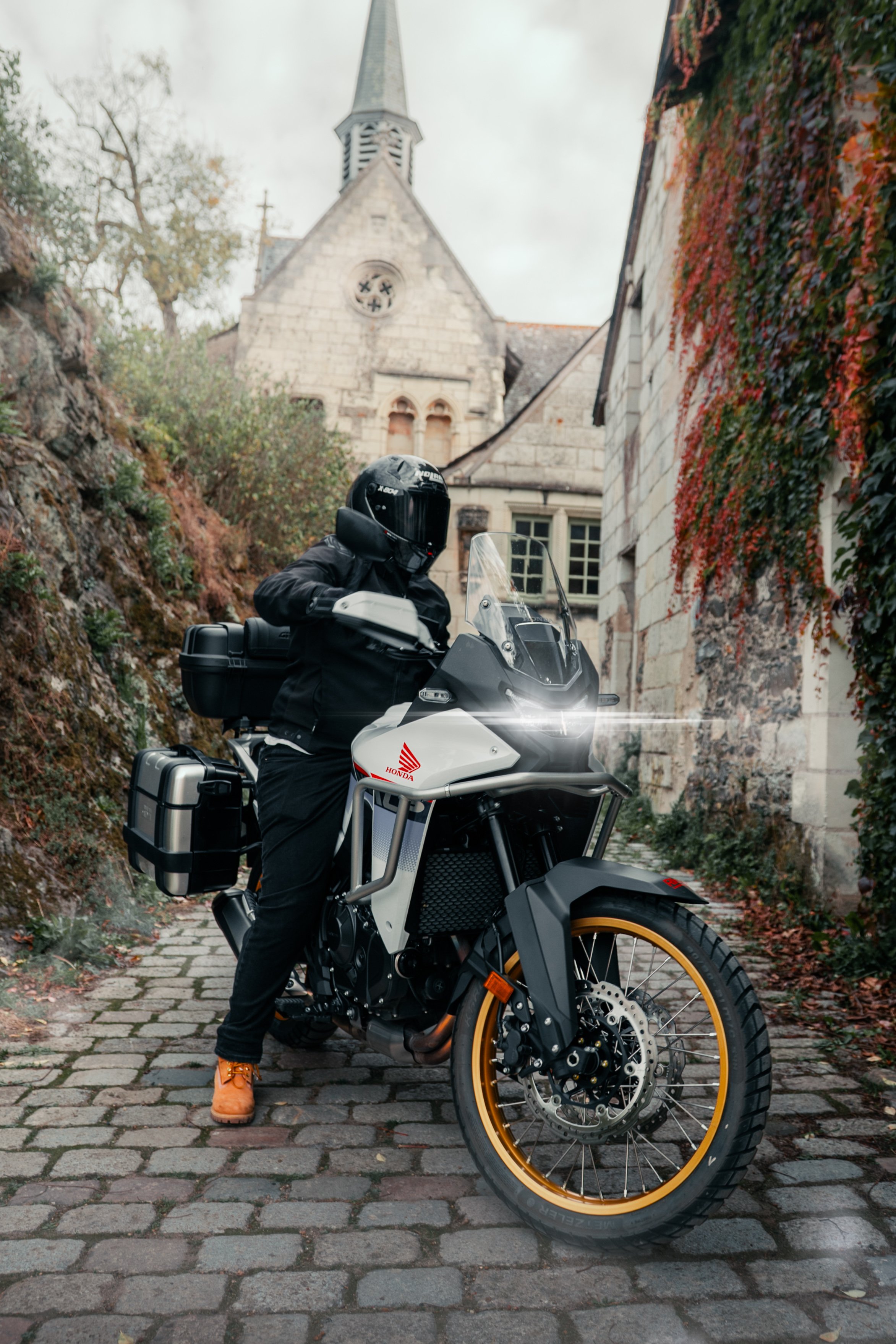 H750T-19.jpg