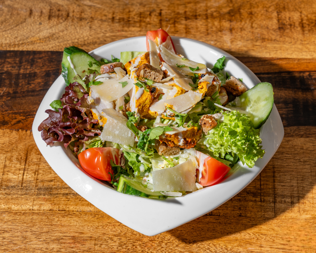 17. Salad César-Photoroom.png