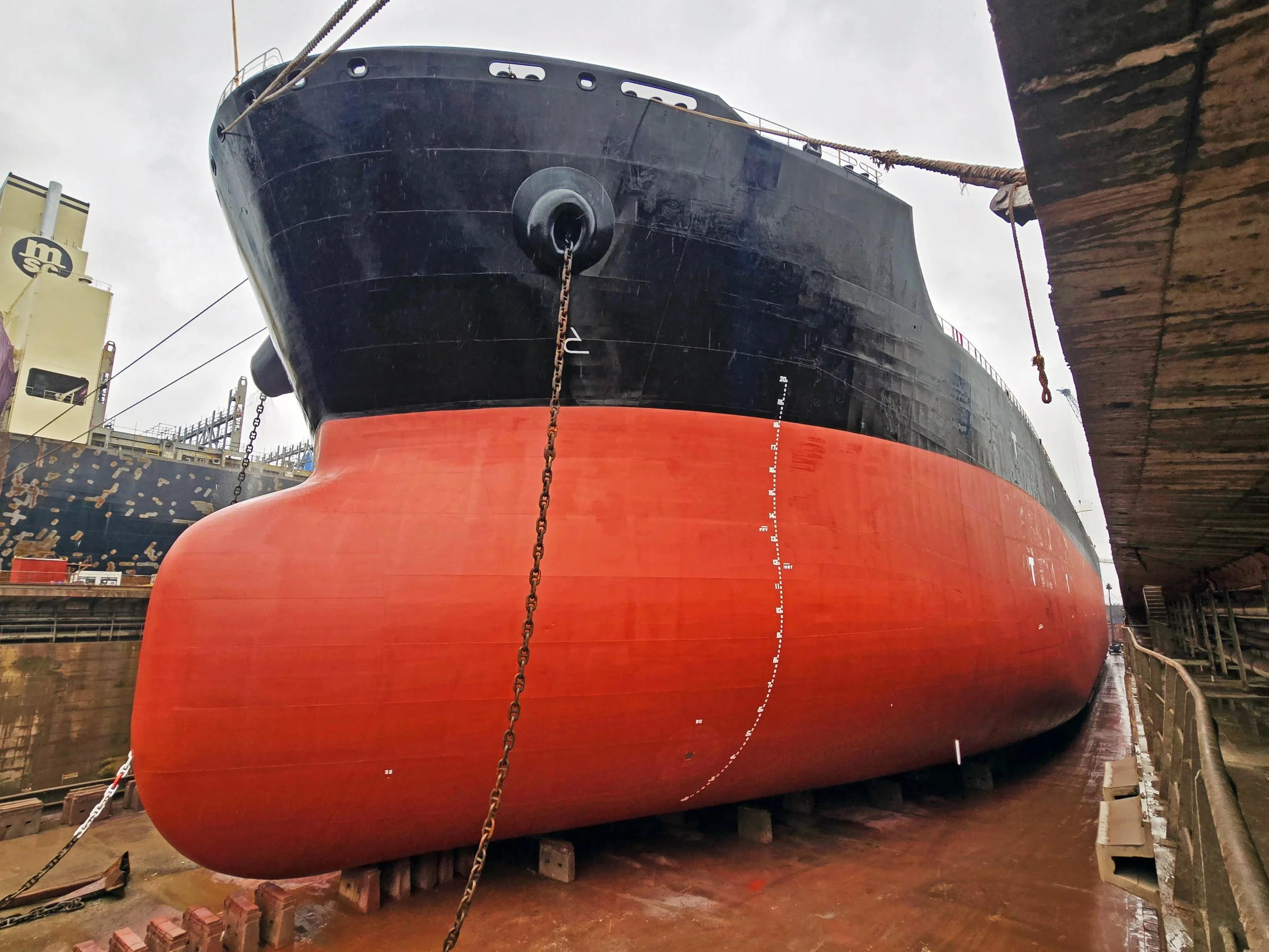 More than 2,500 vessels coated with Nippon Paint Marine technology now registered on RightShip platform