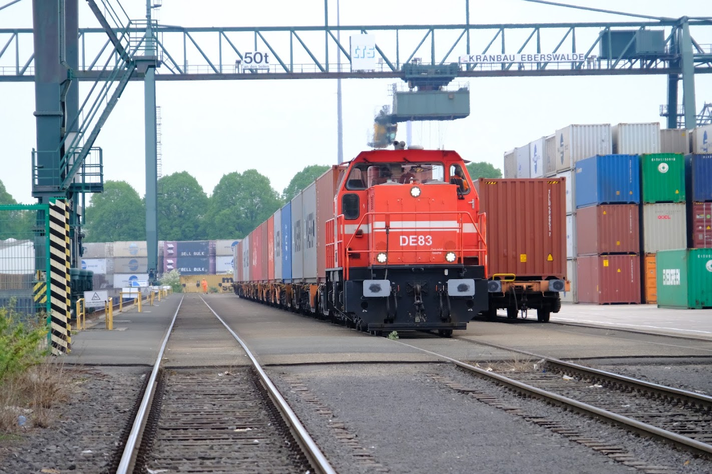 Low water levels on the Rhine: Port of Hamburg offers reliable rail alternative for inland connections