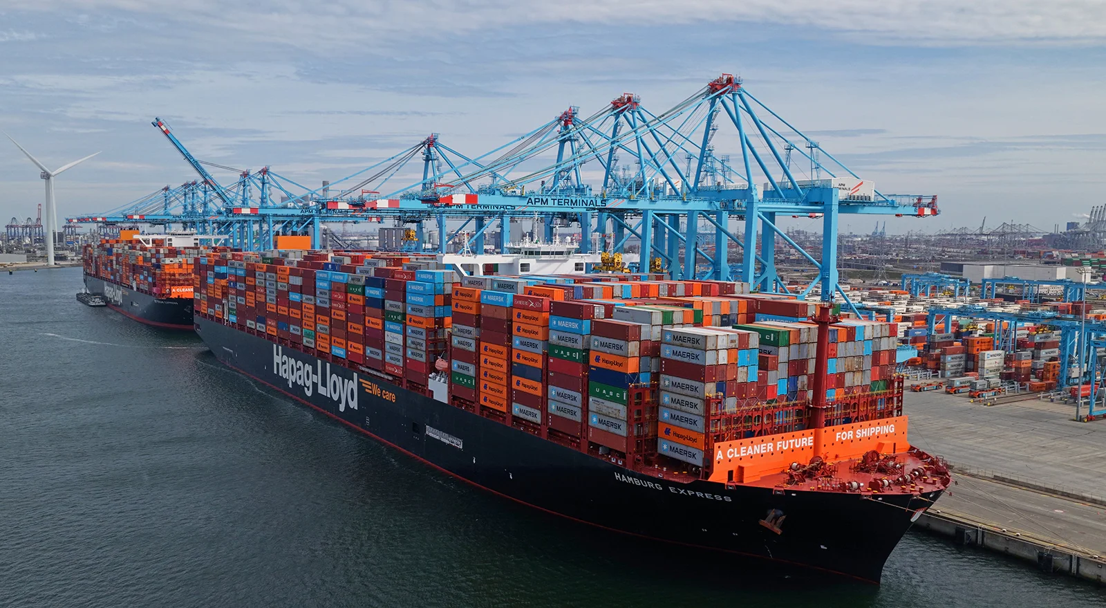 APM Terminals and Hapag-Lloyd partner to drive future growth at Maasvlakte II