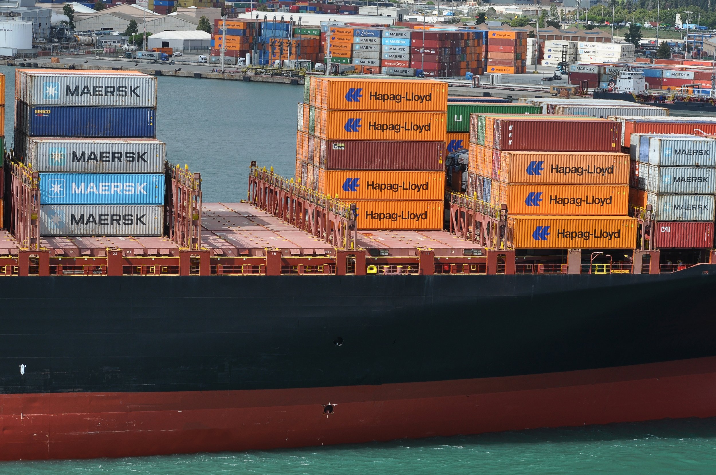 Maersk and Hapag-Lloyd make major move back to Suez